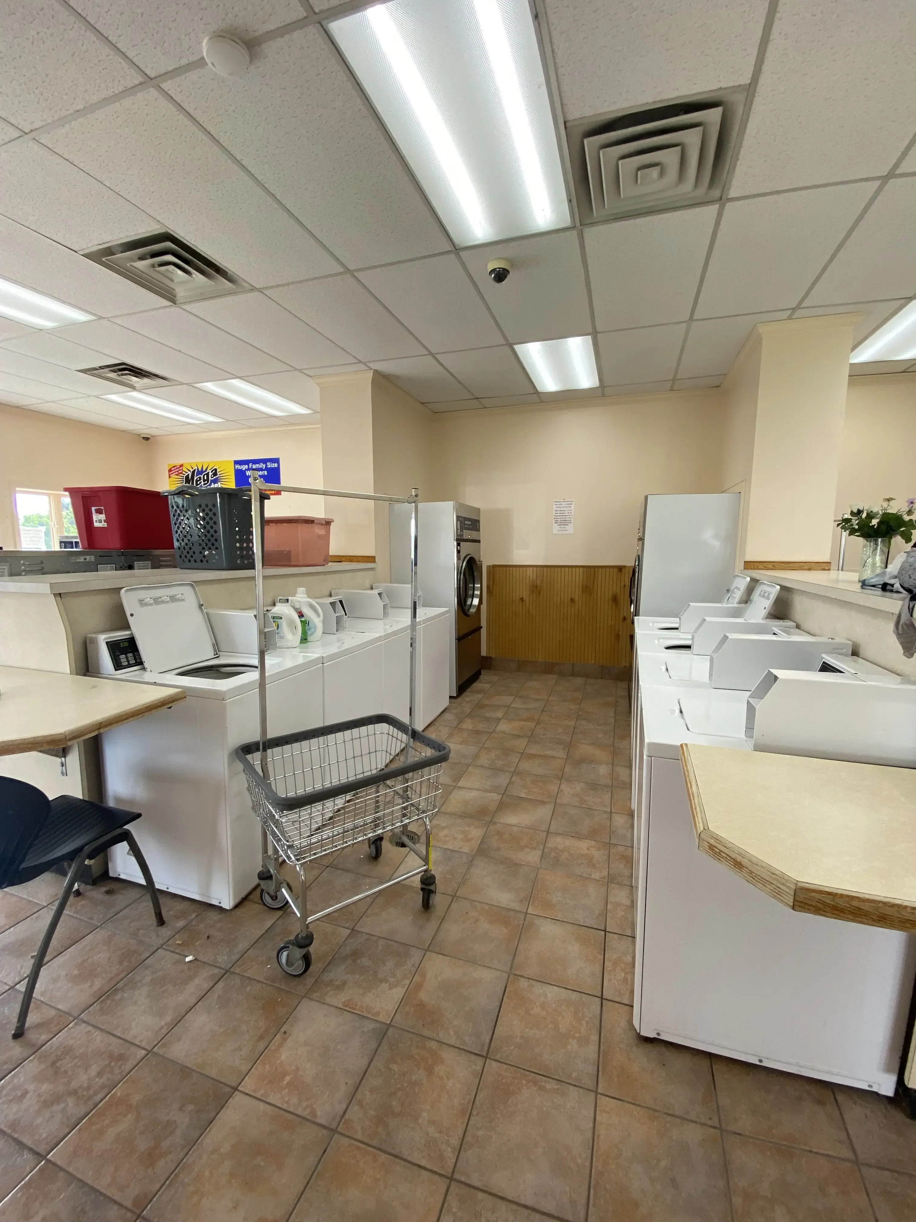 Colonial Laundromats - Image 14