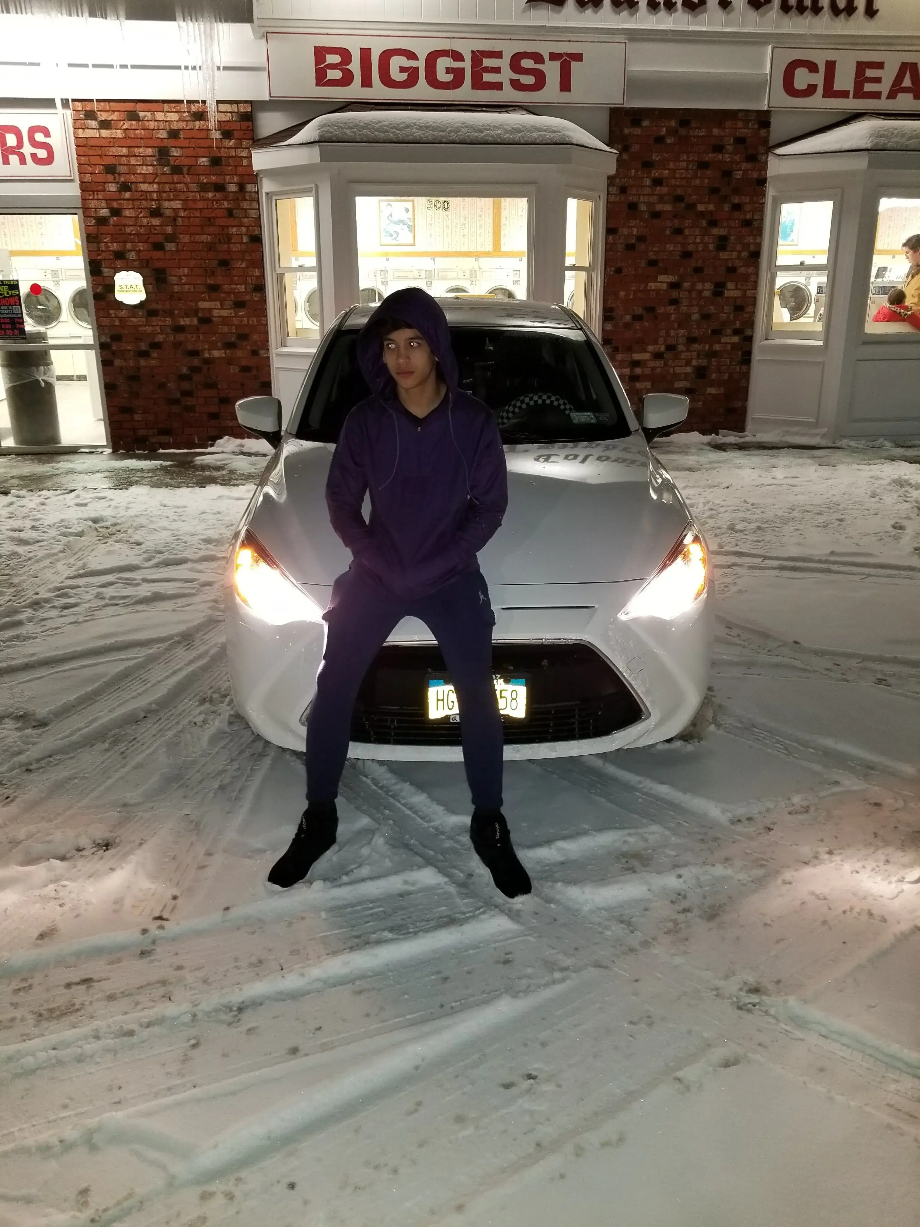 Colonial Laundromats - Image 8