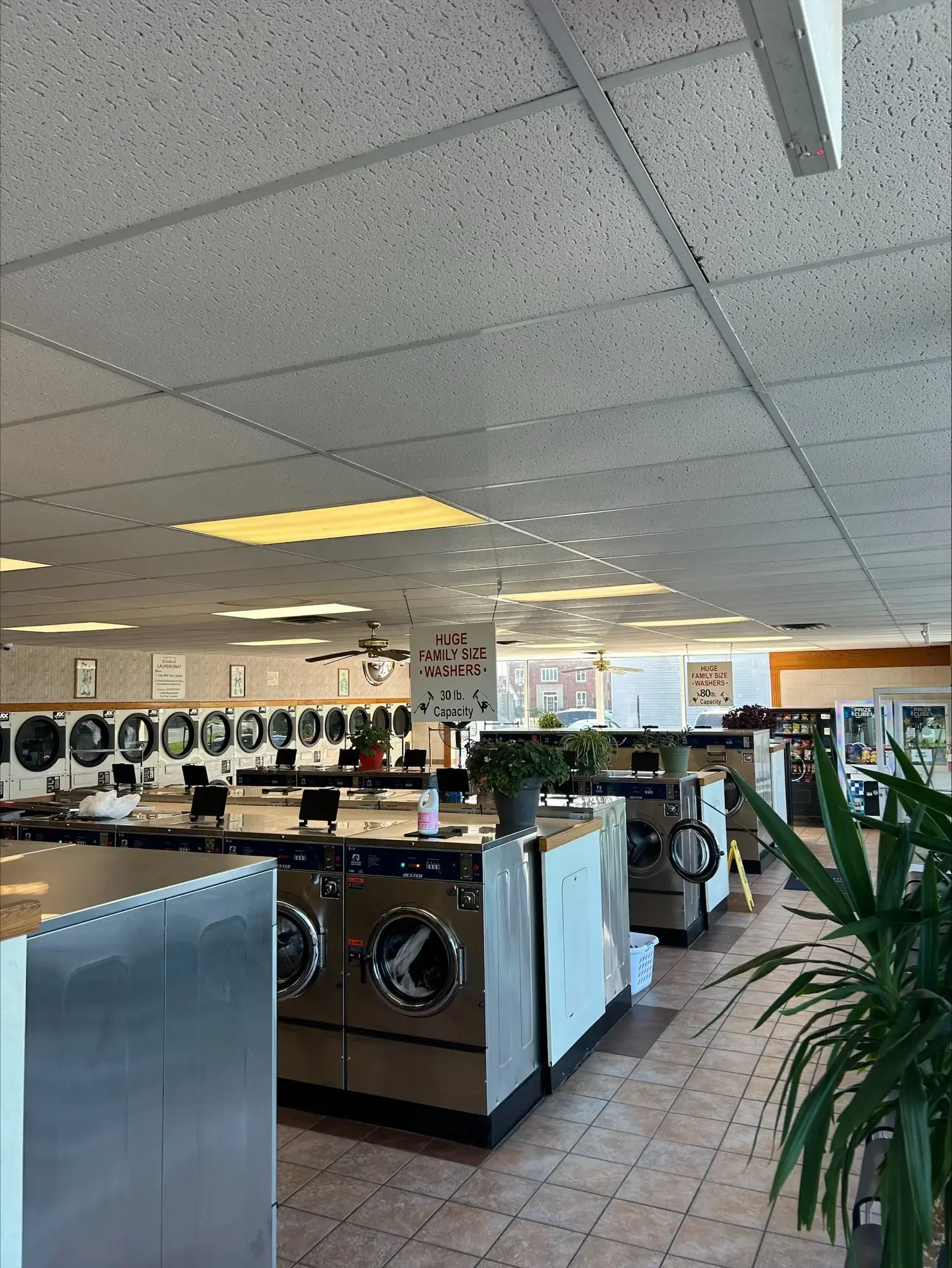 Colonial Laundromats thumbnail 4