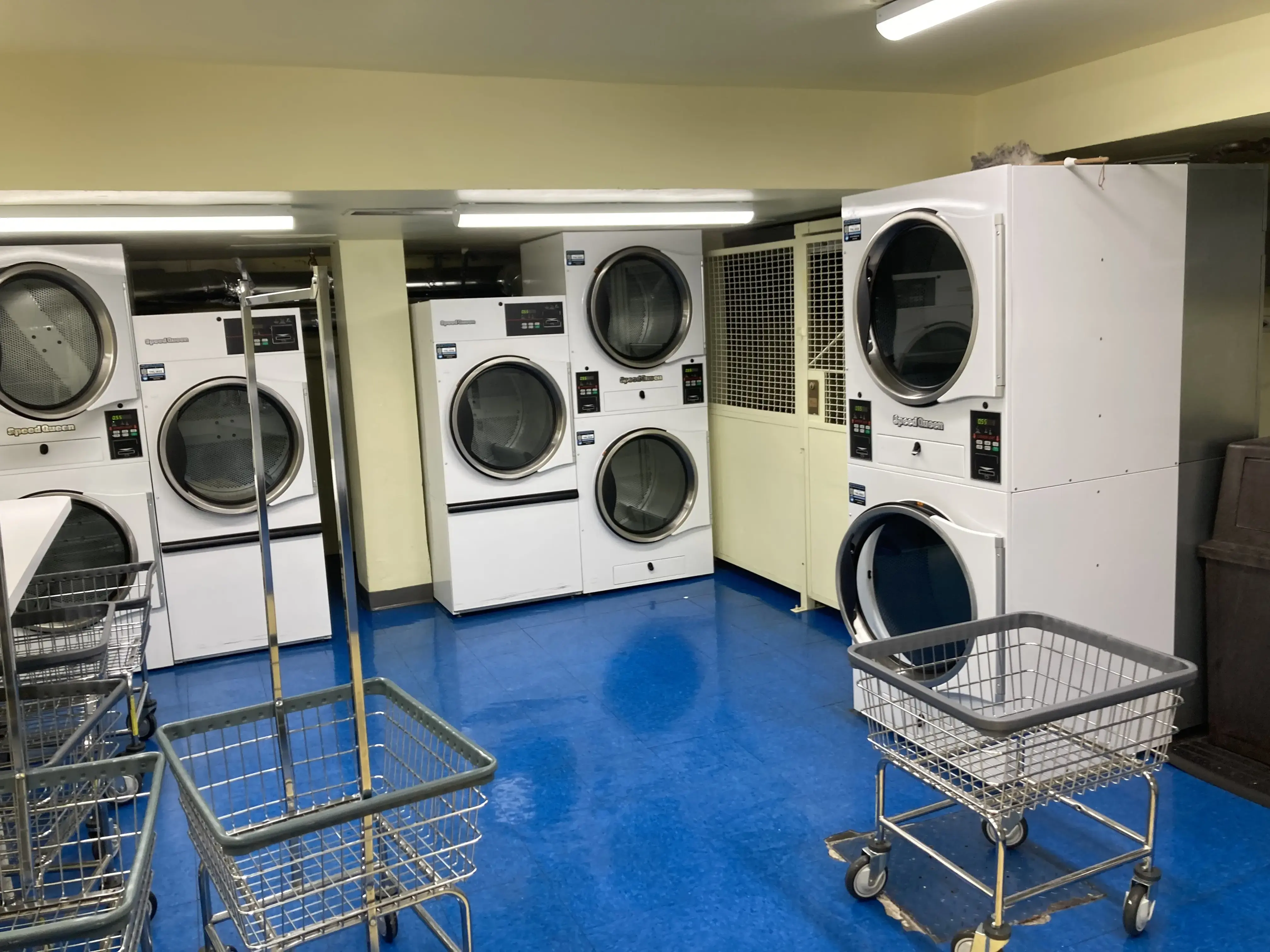 Colonial Laundromats - Image 5