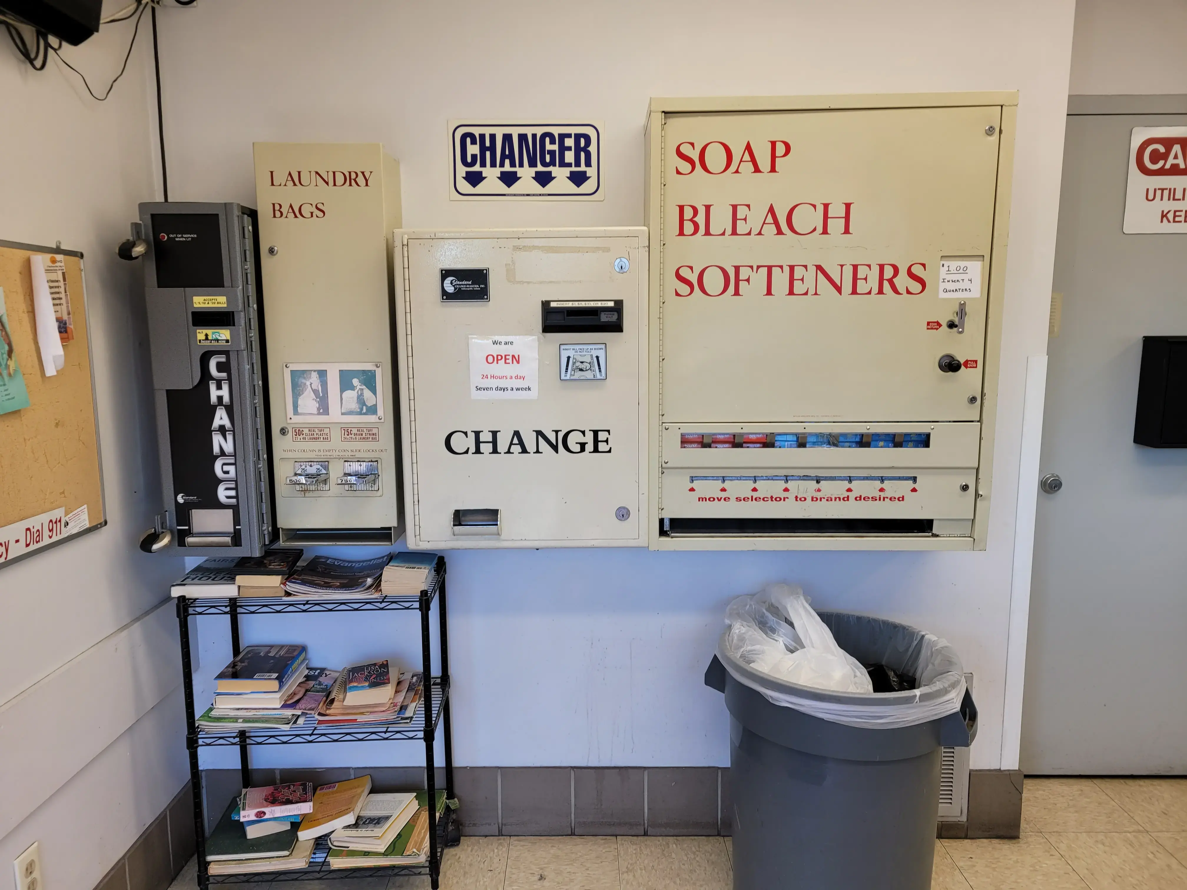 Colonie Laundromat - Image 2