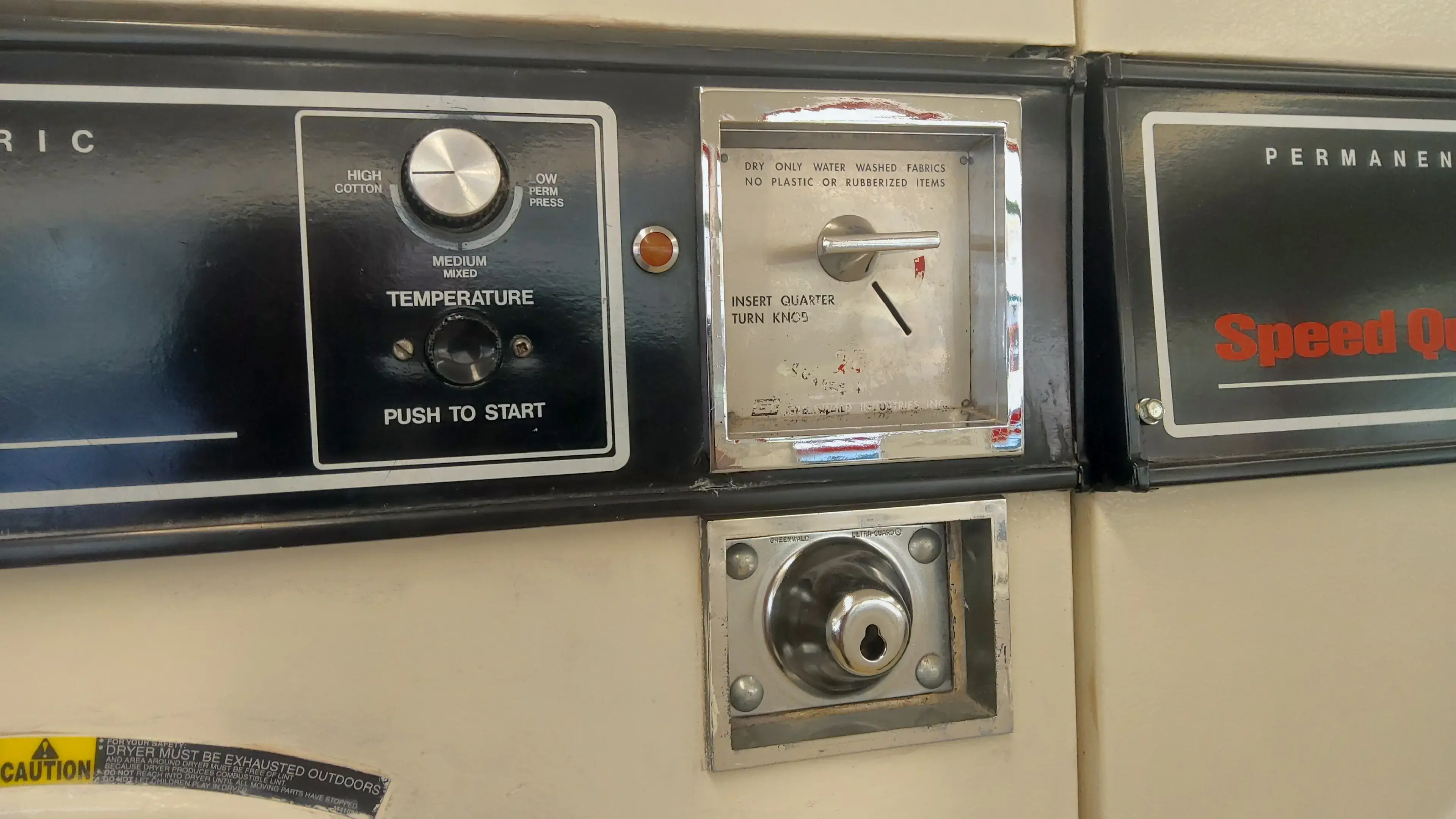 Colonie Laundromat thumbnail 5