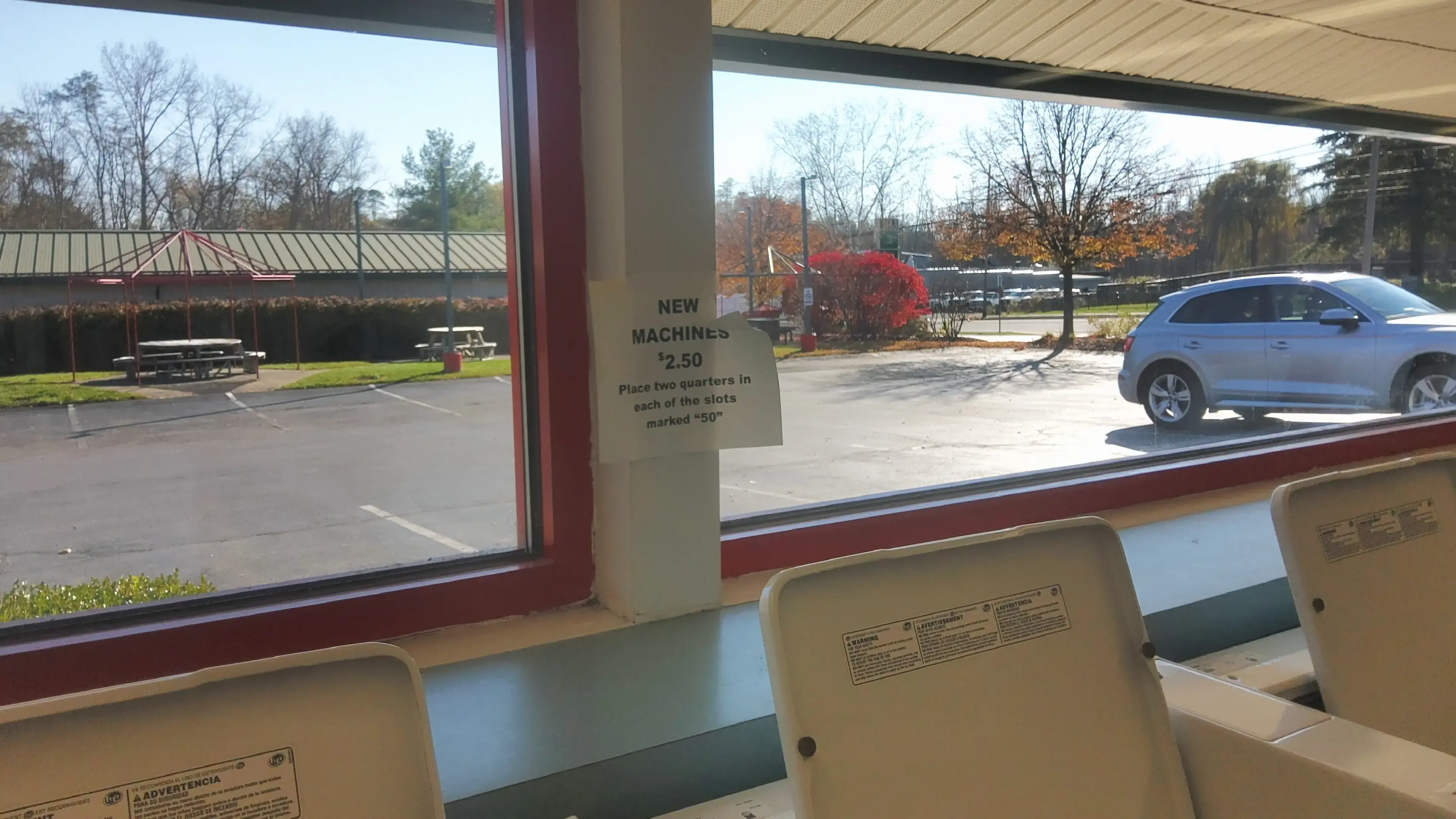 Colonie Laundromat - Image 9