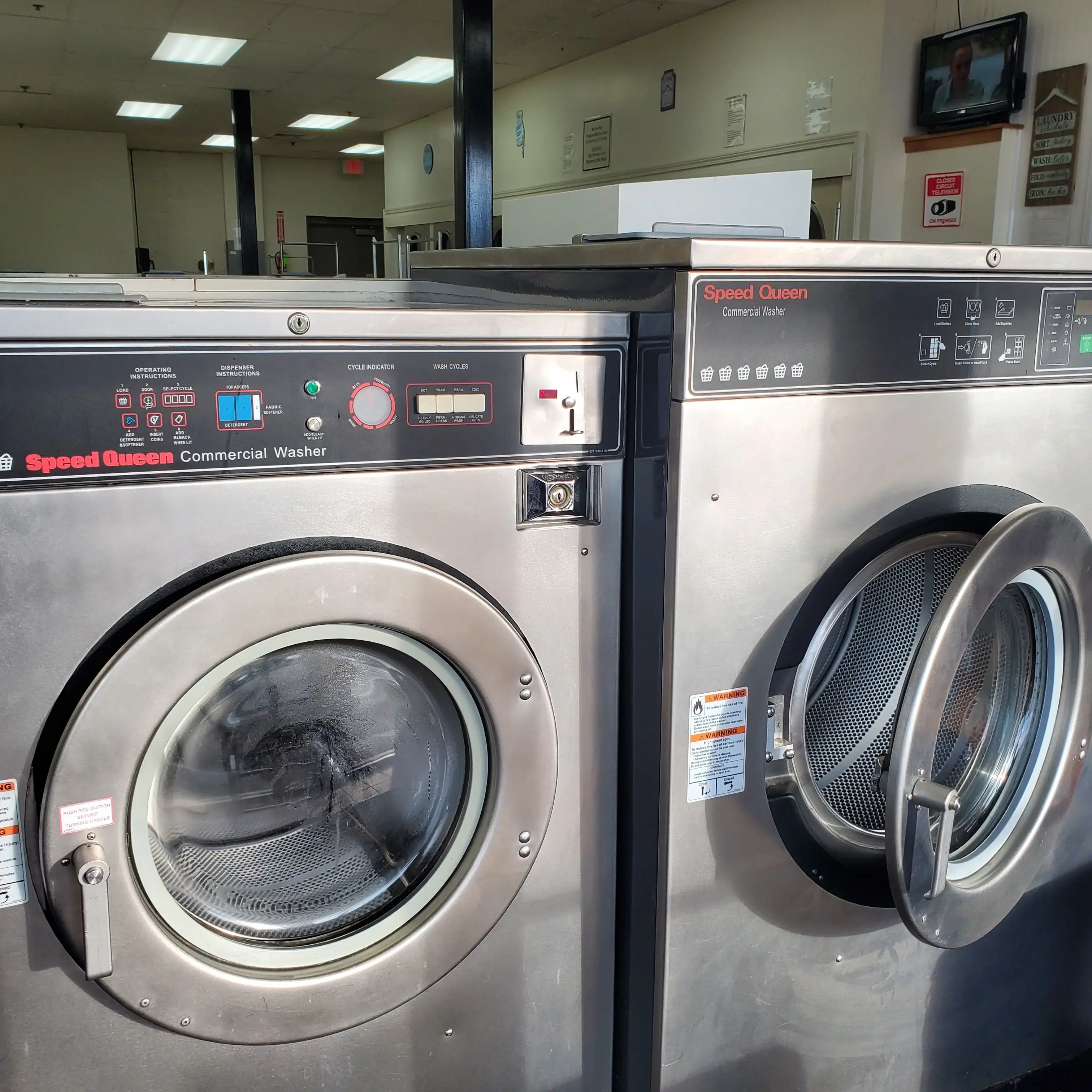 Colony Dry Cleaners And Laundromat - Image 4