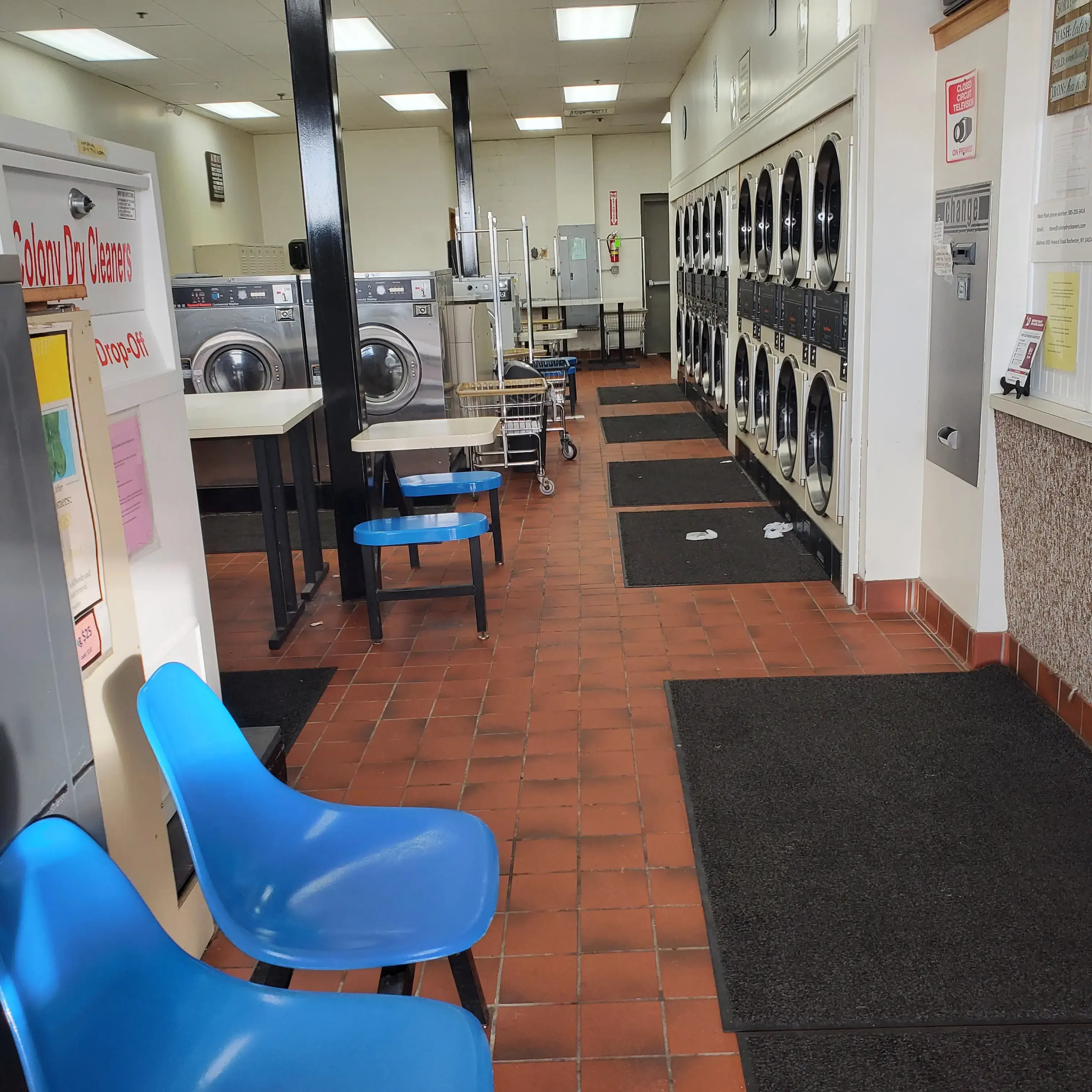 Colony Dry Cleaners And Laundromat thumbnail 5