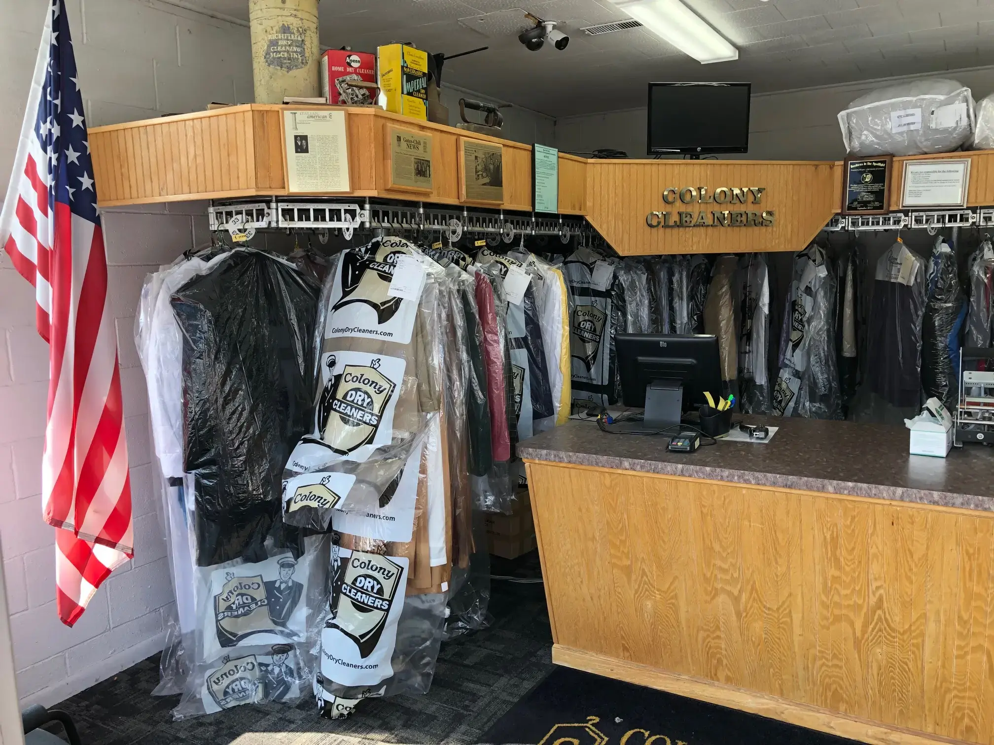 Colony Dry Cleaners - Image 4