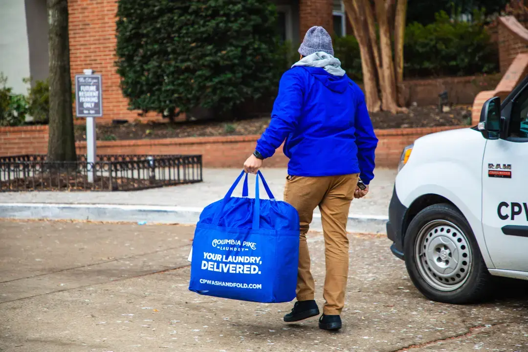 Columbia Pike Laundry + Dry Cleaning - Image 4