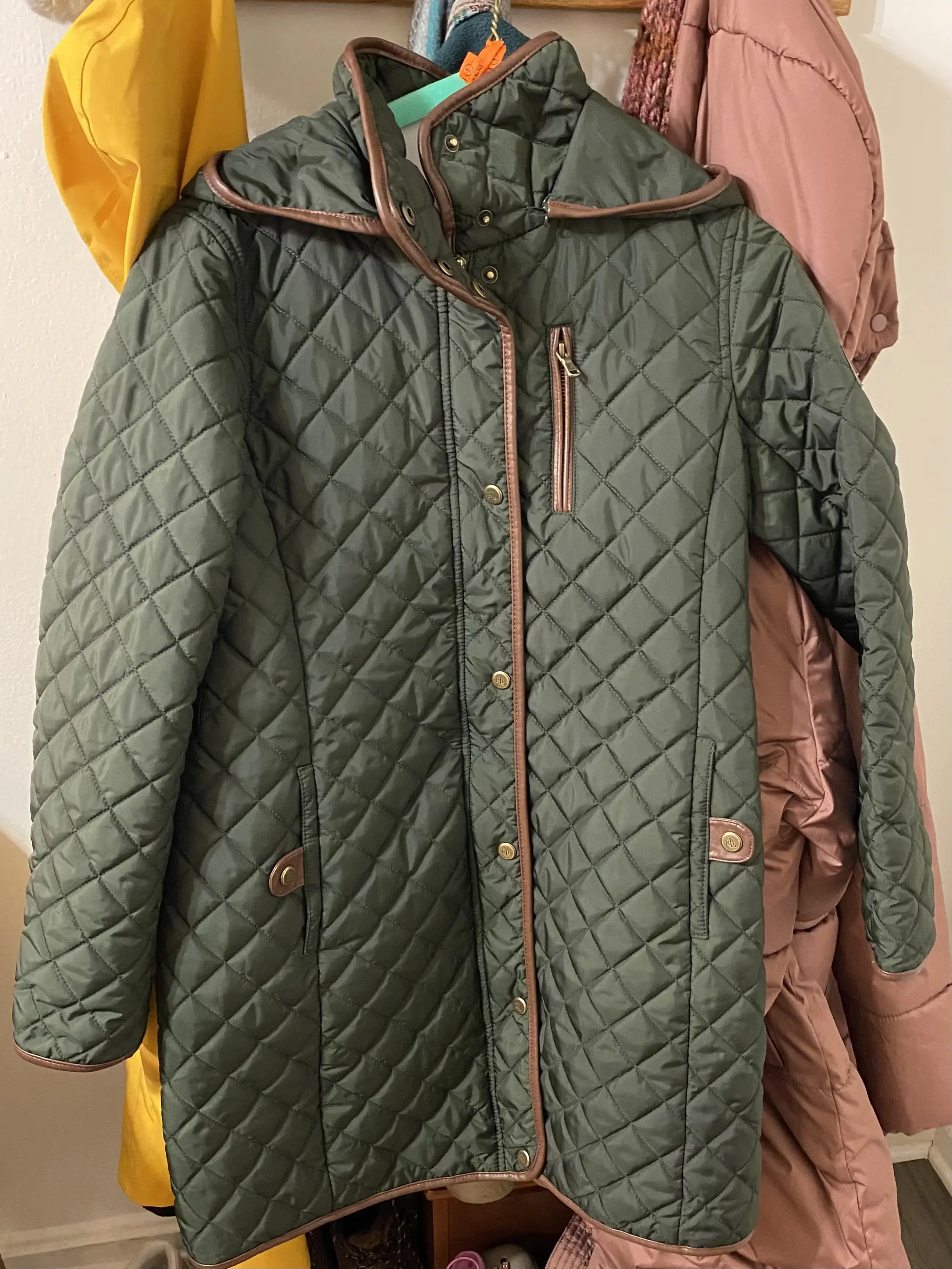 Columbia Pike Laundry + Dry Cleaning - Image 19