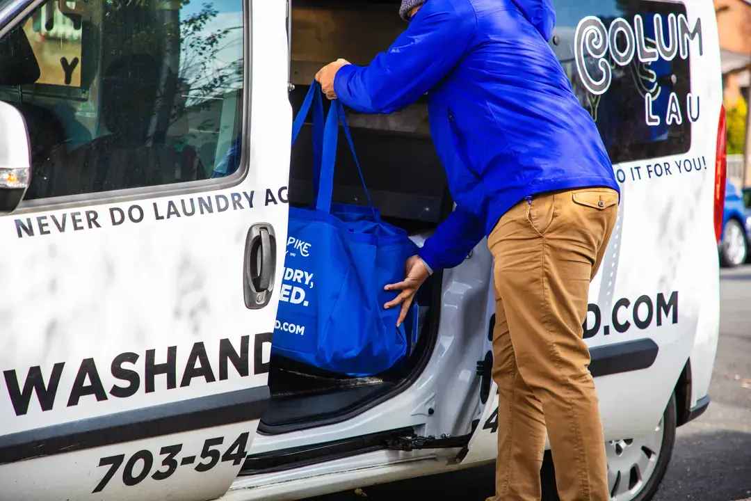 Columbia Pike Laundry + Dry Cleaning thumbnail 8