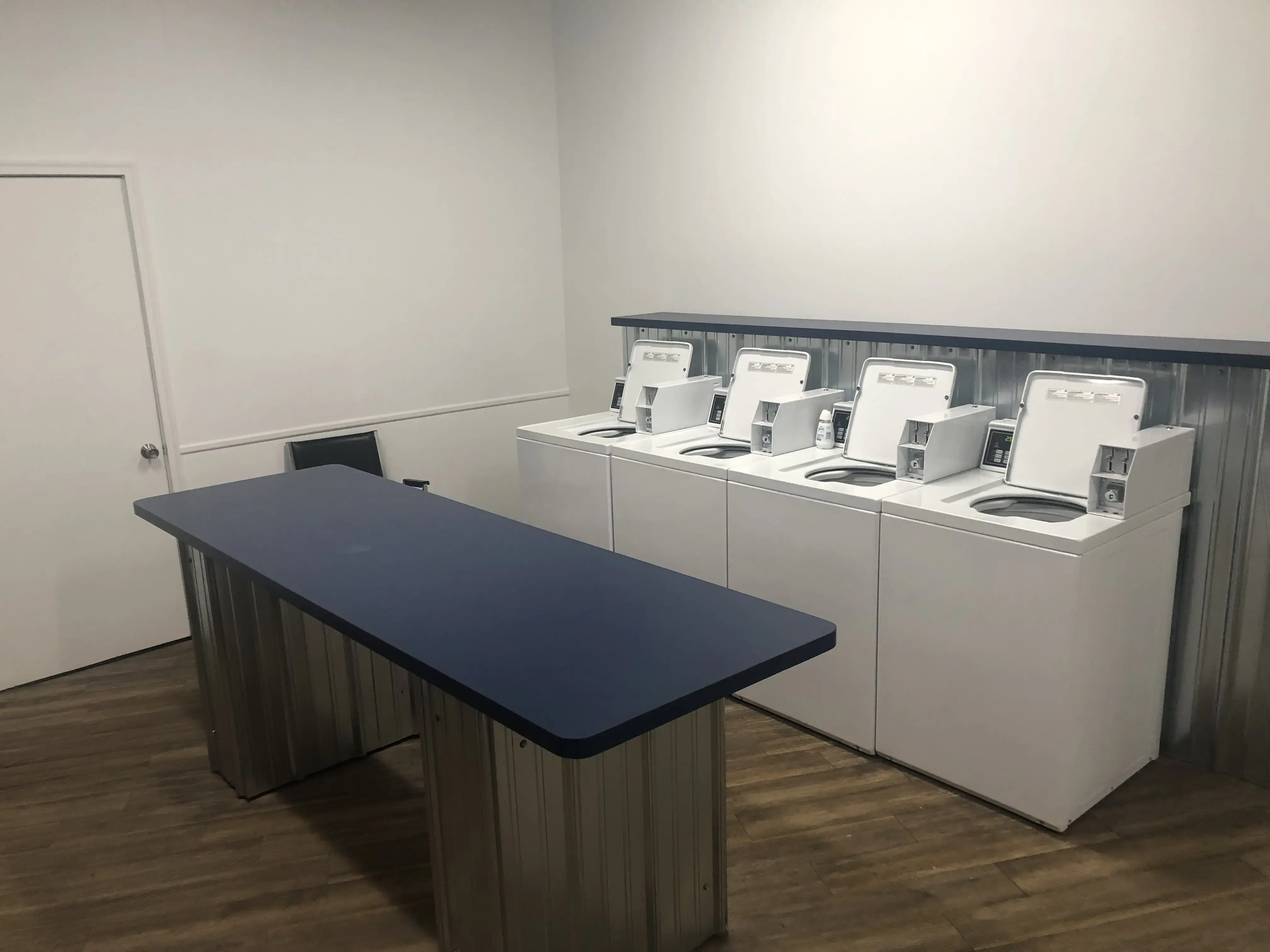 Columbus Express Laundry and Wash and Fold thumbnail 13