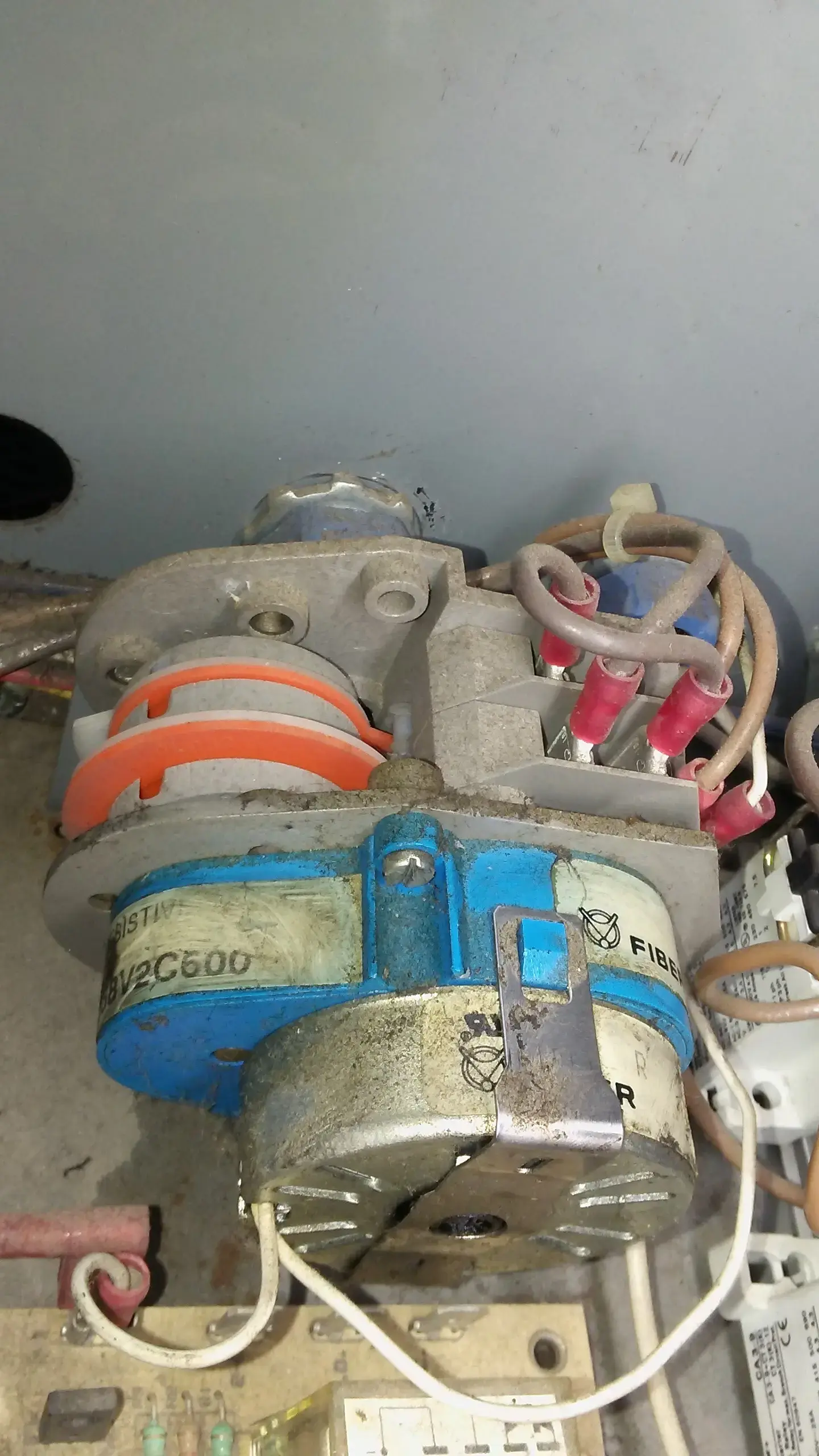 Comet Cleaners - Image 5