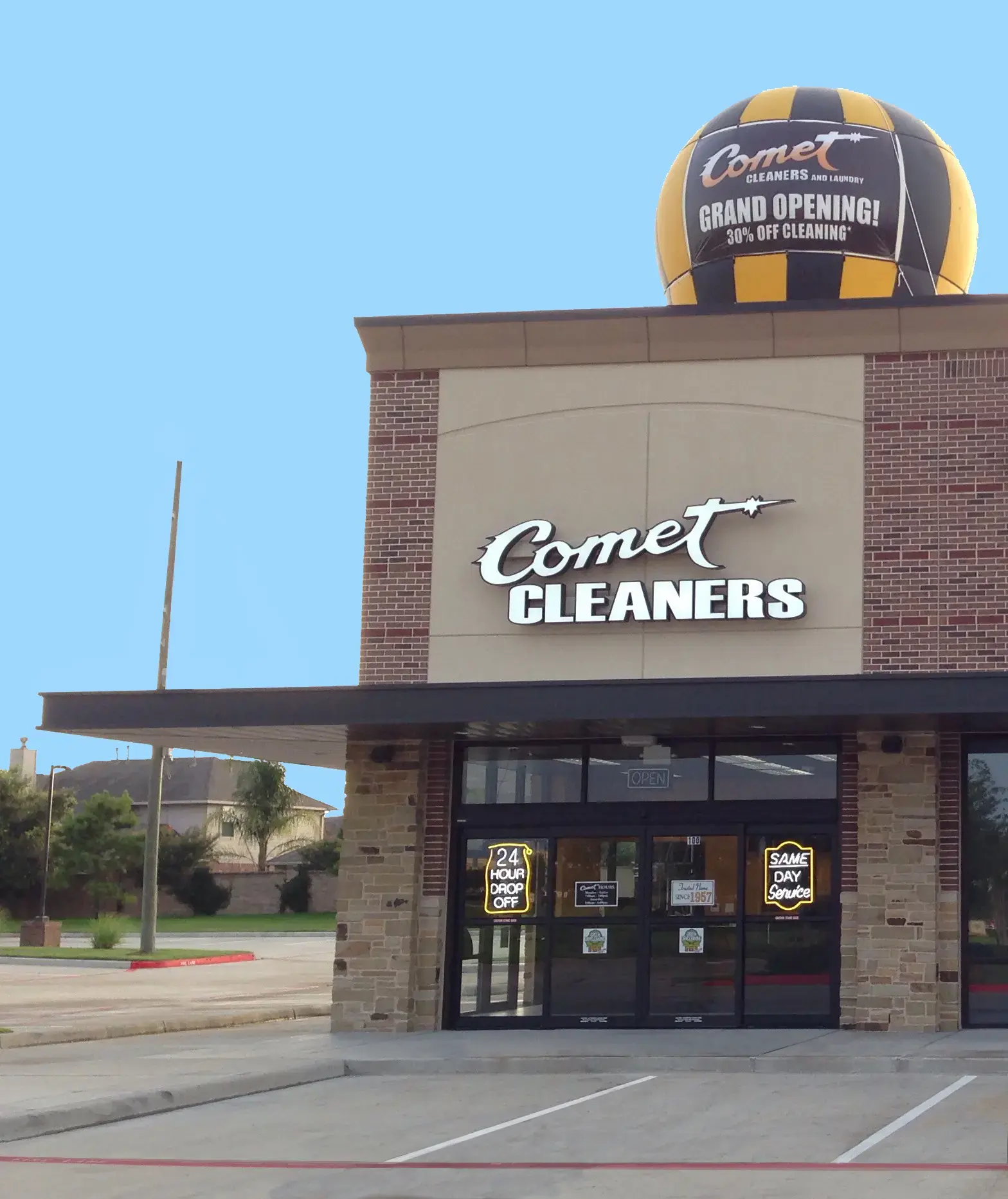 Comet Cleaners - Image 6
