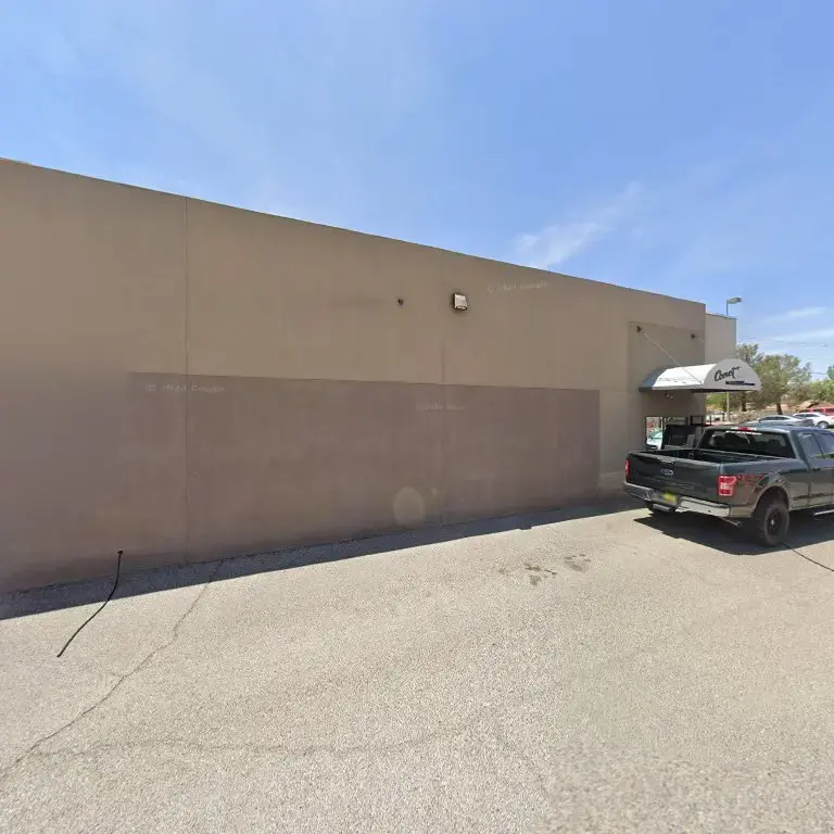Comet Cleaners Main St. Location thumbnail 5