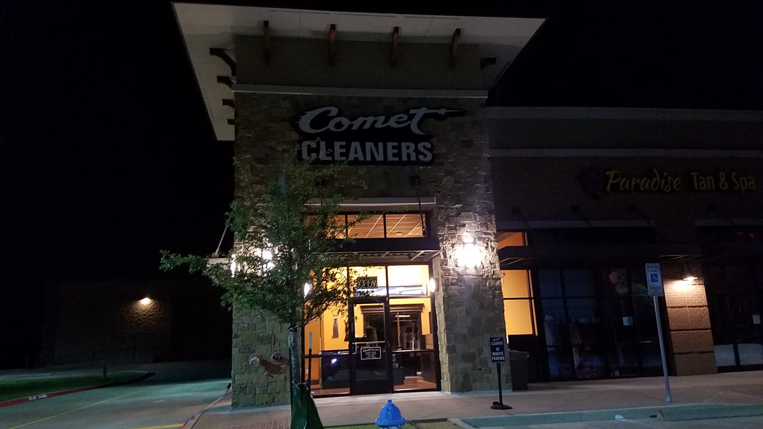 Comet Cleaners - Image 3
