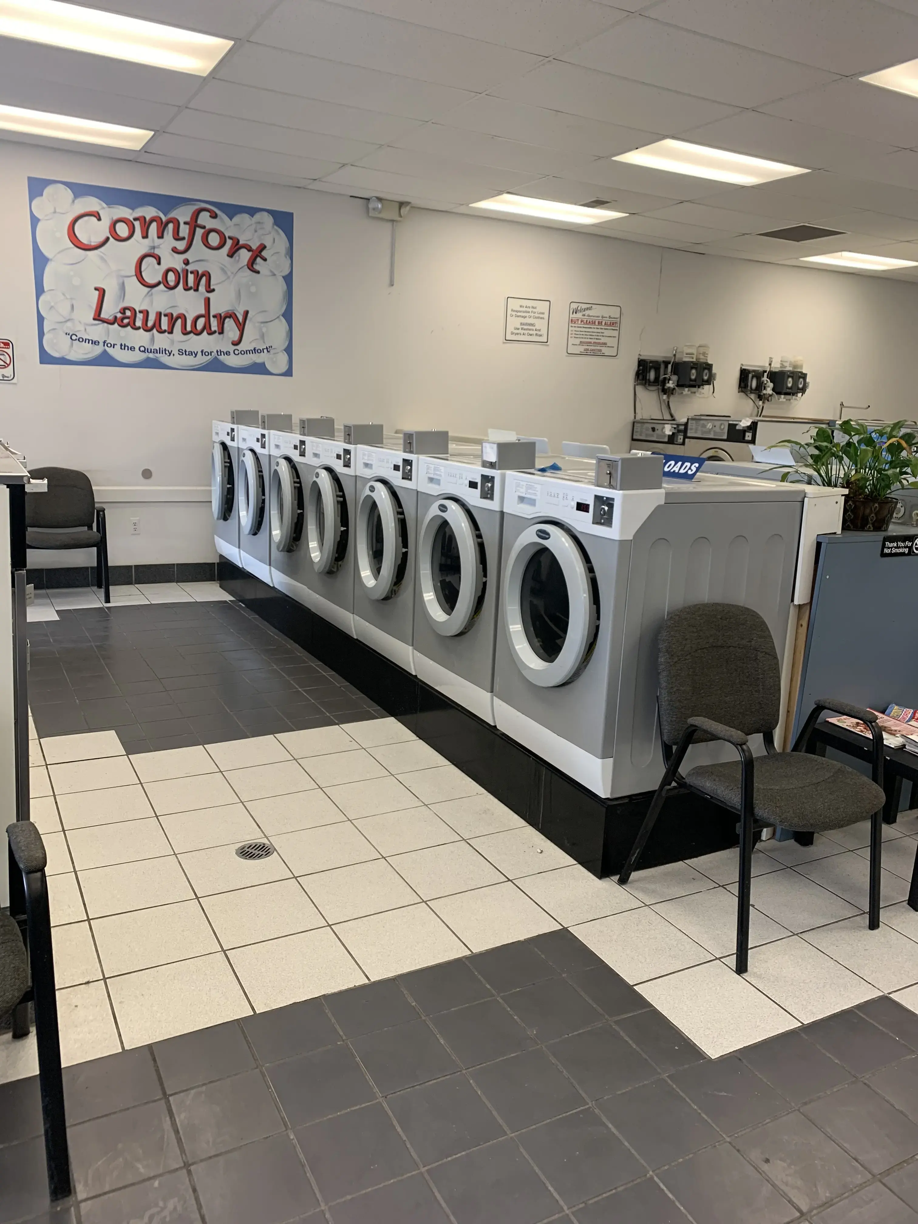 Comfort Coin Laundry - Image 18