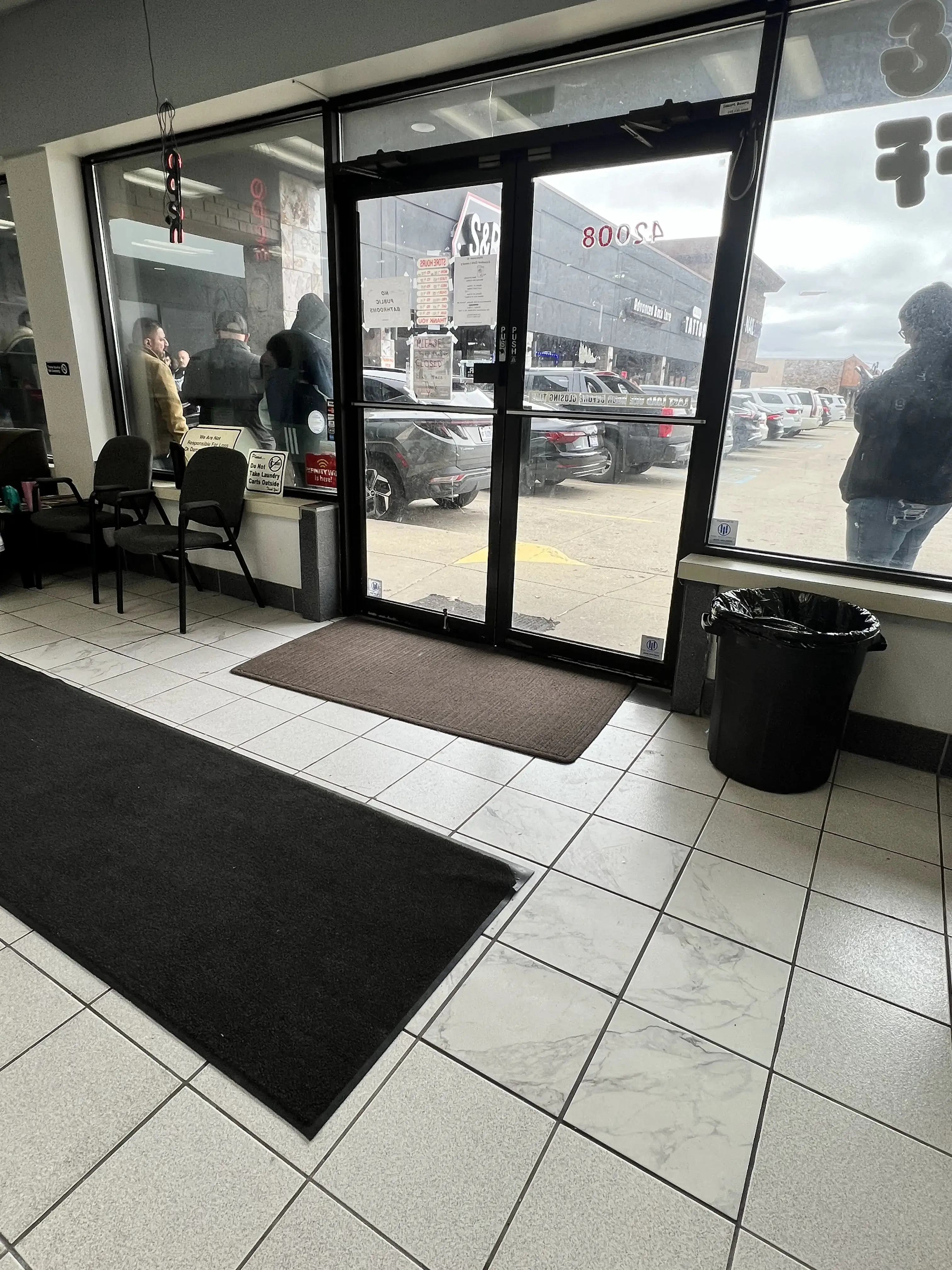 Comfort Coin Laundry - Image 4