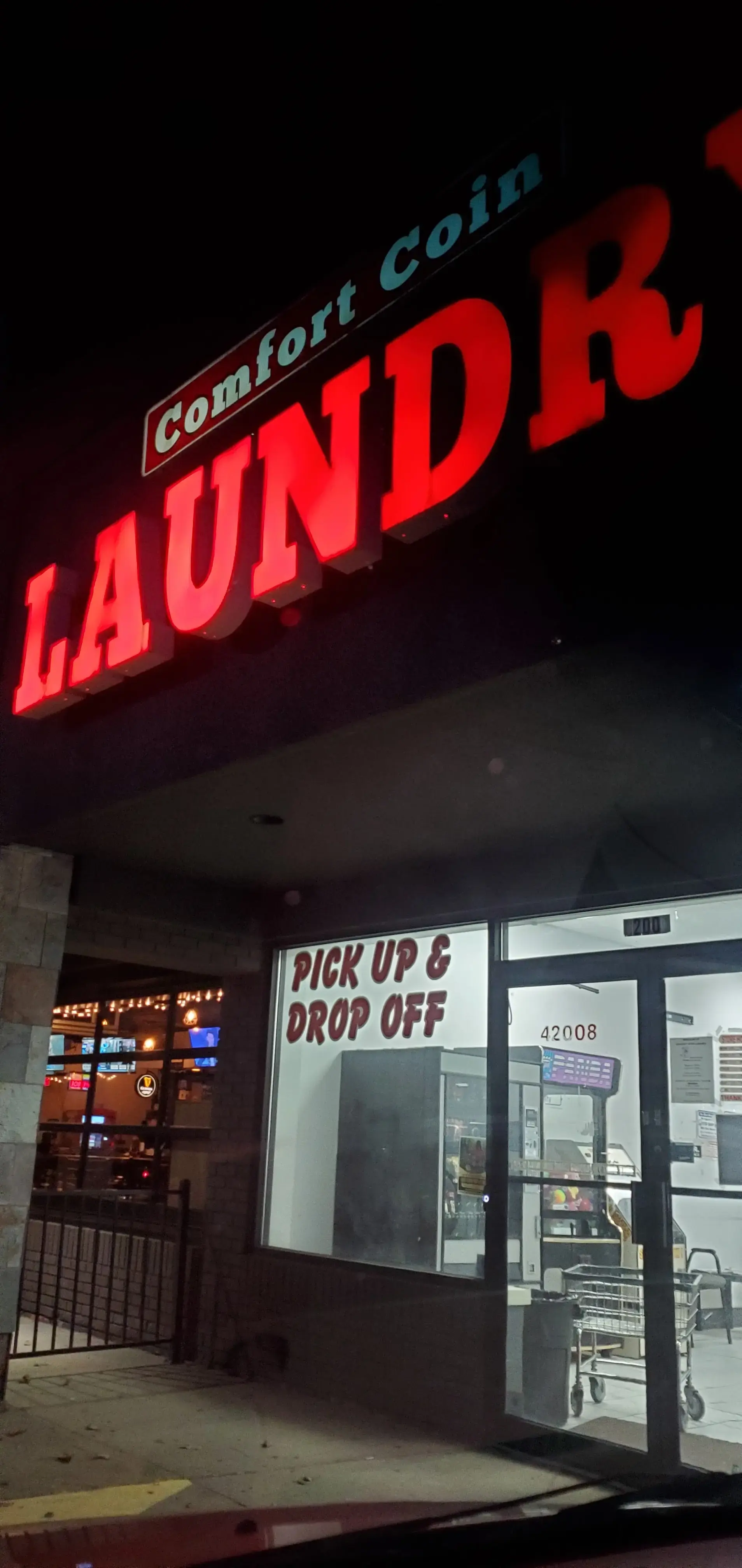 Comfort Coin Laundry thumbnail 19