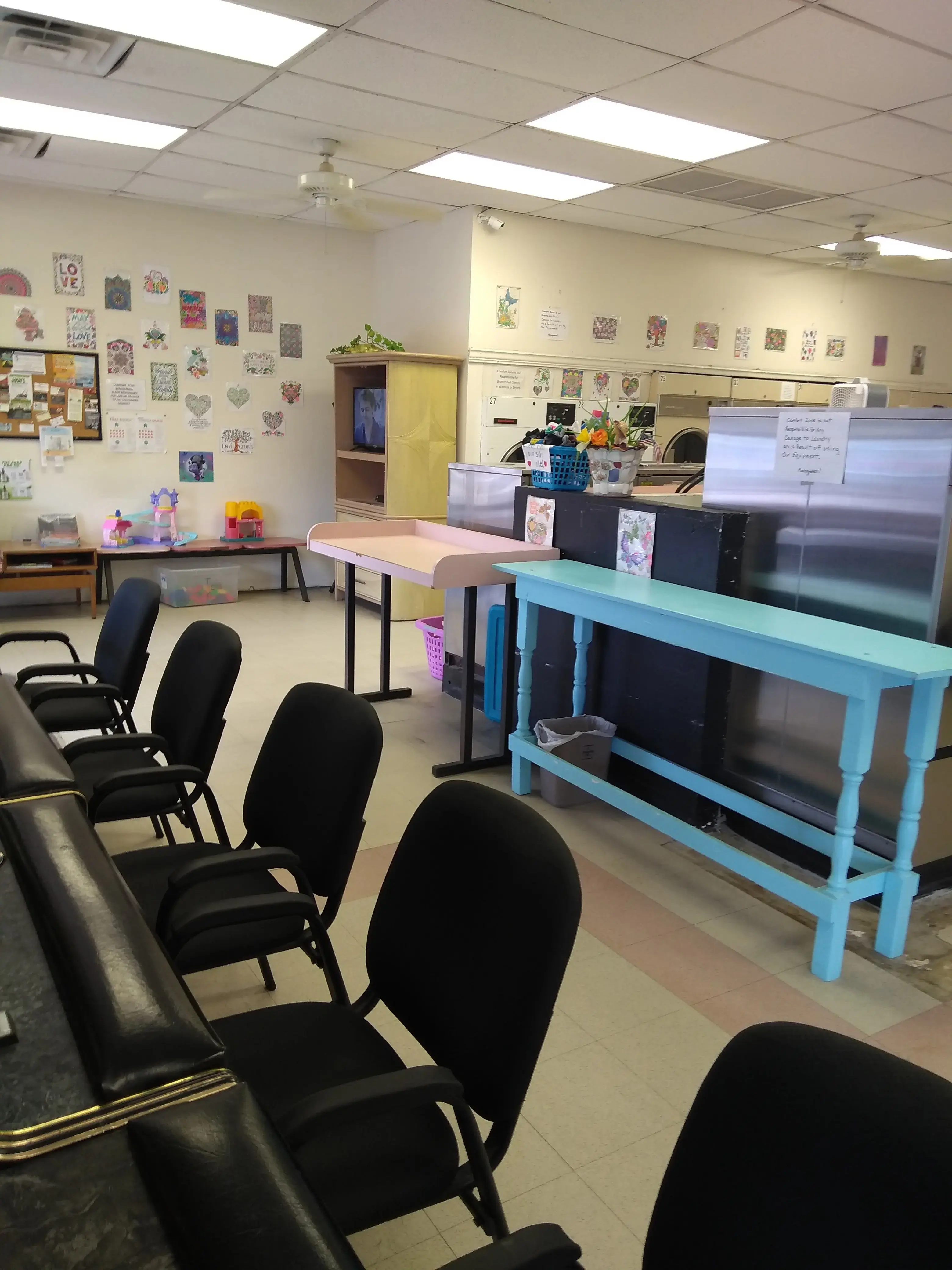 Comfort Zone Washateria - Image 5