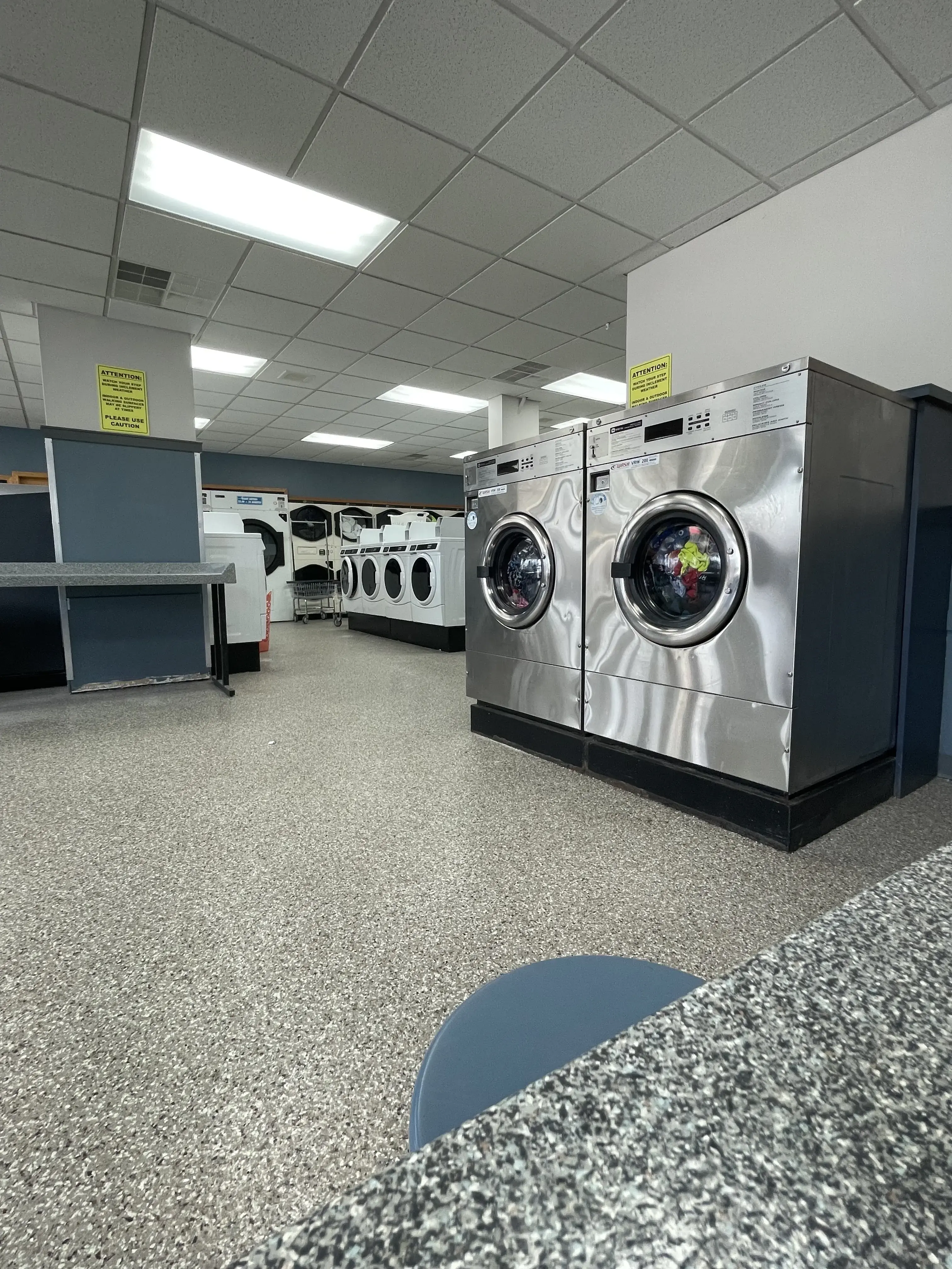 Command Laundry - Oneida St thumbnail 6