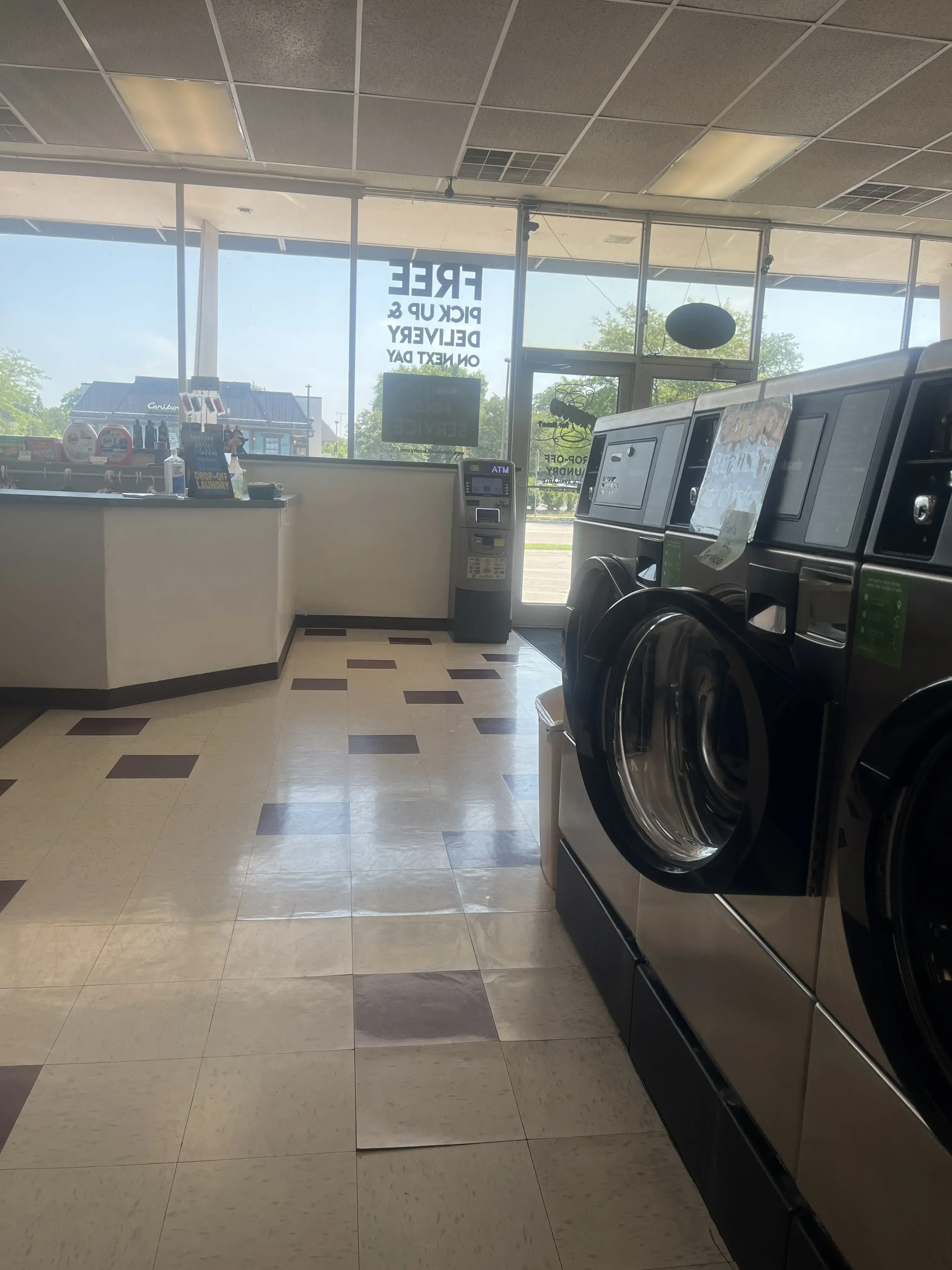 Command Laundry - Image 6