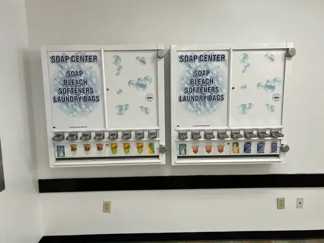 Commerce Wash House-Coin Laundry - Image 9