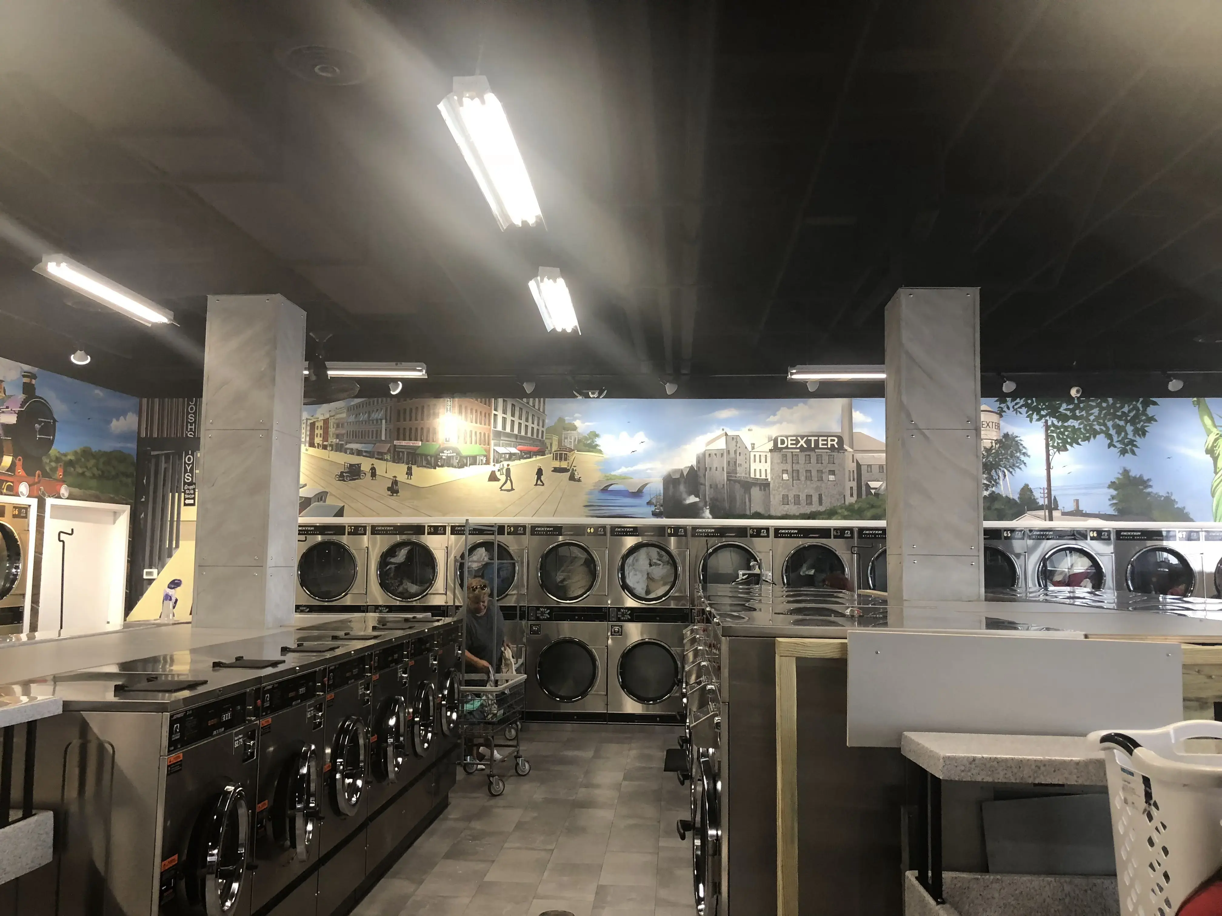 Commercial Blvd Coin Laundry thumbnail 11