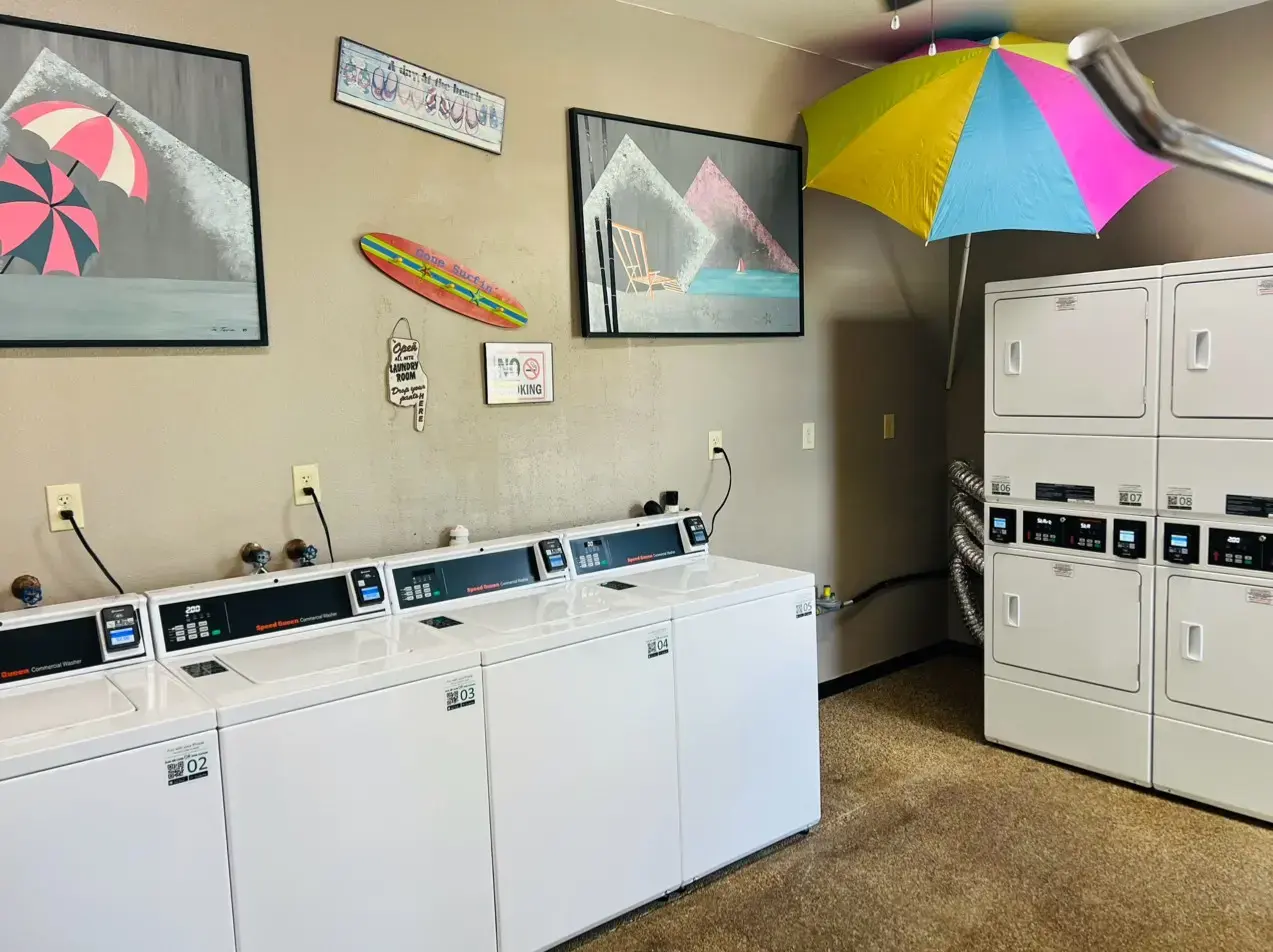 Commercial Laundries of West Florida Inc - Image 1