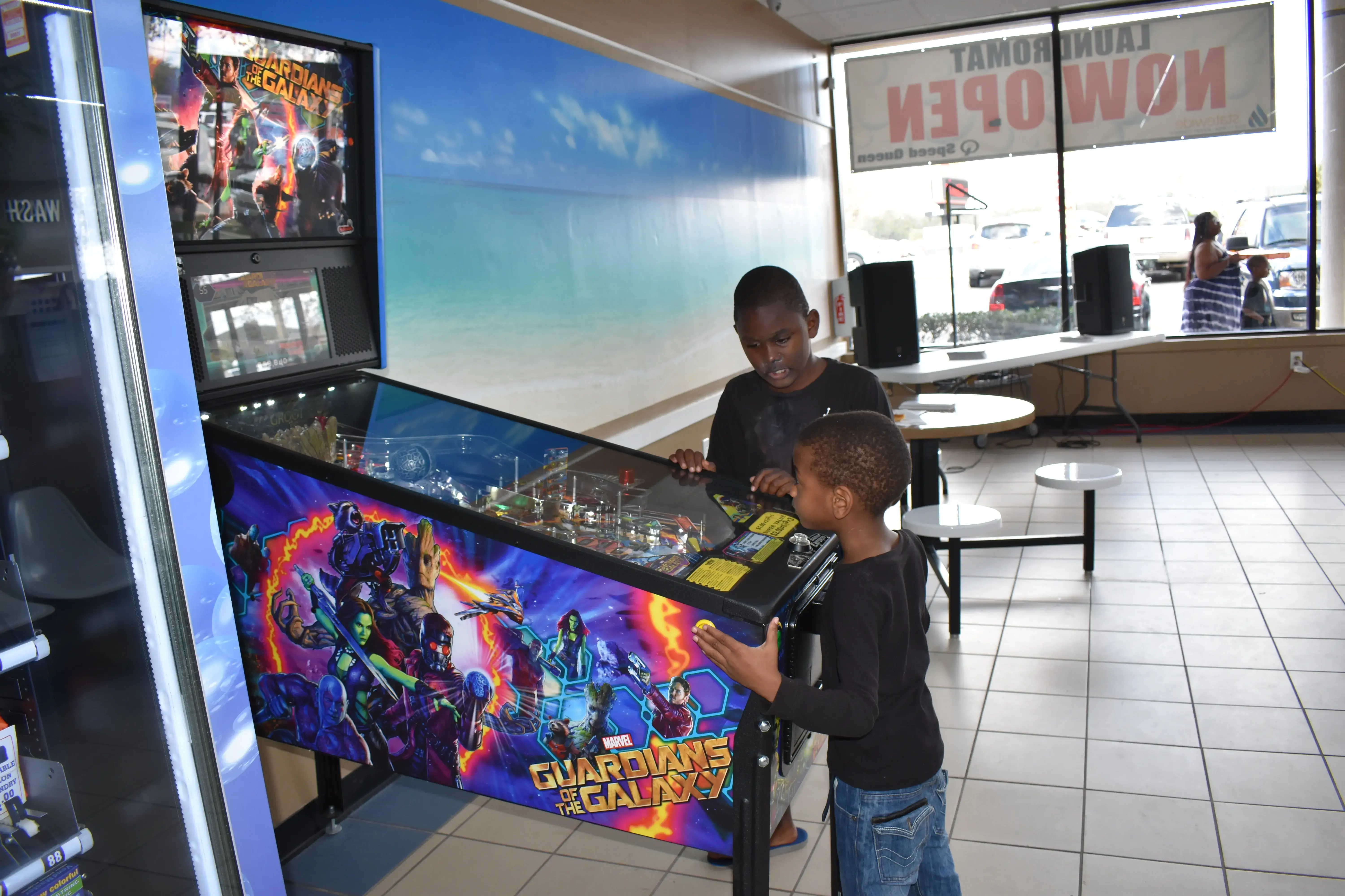 Commercial Laundry Tampa Bay and Laundromat (Speed Wash) thumbnail 12