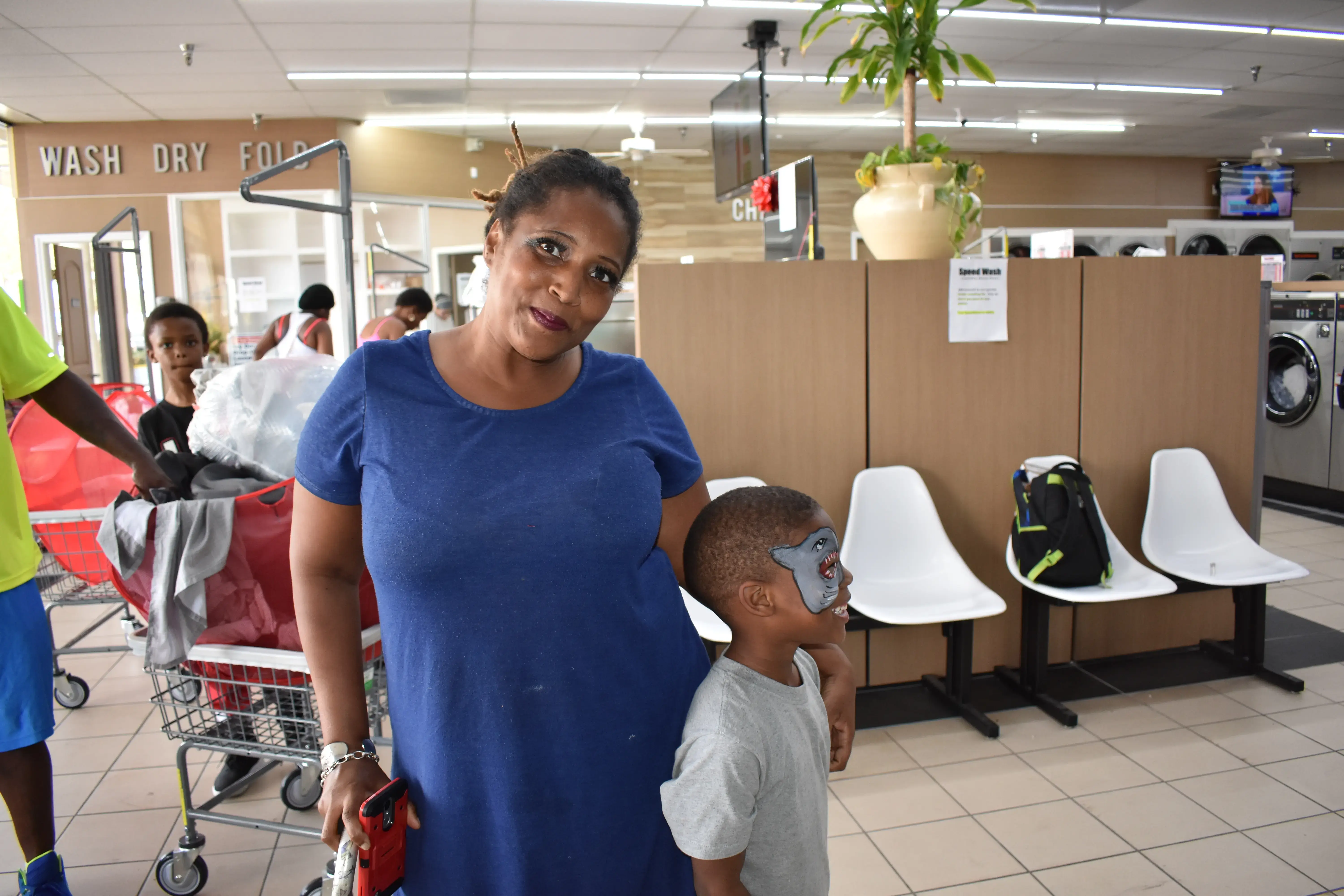 Commercial Laundry Tampa Bay and Laundromat (Speed Wash) thumbnail 1