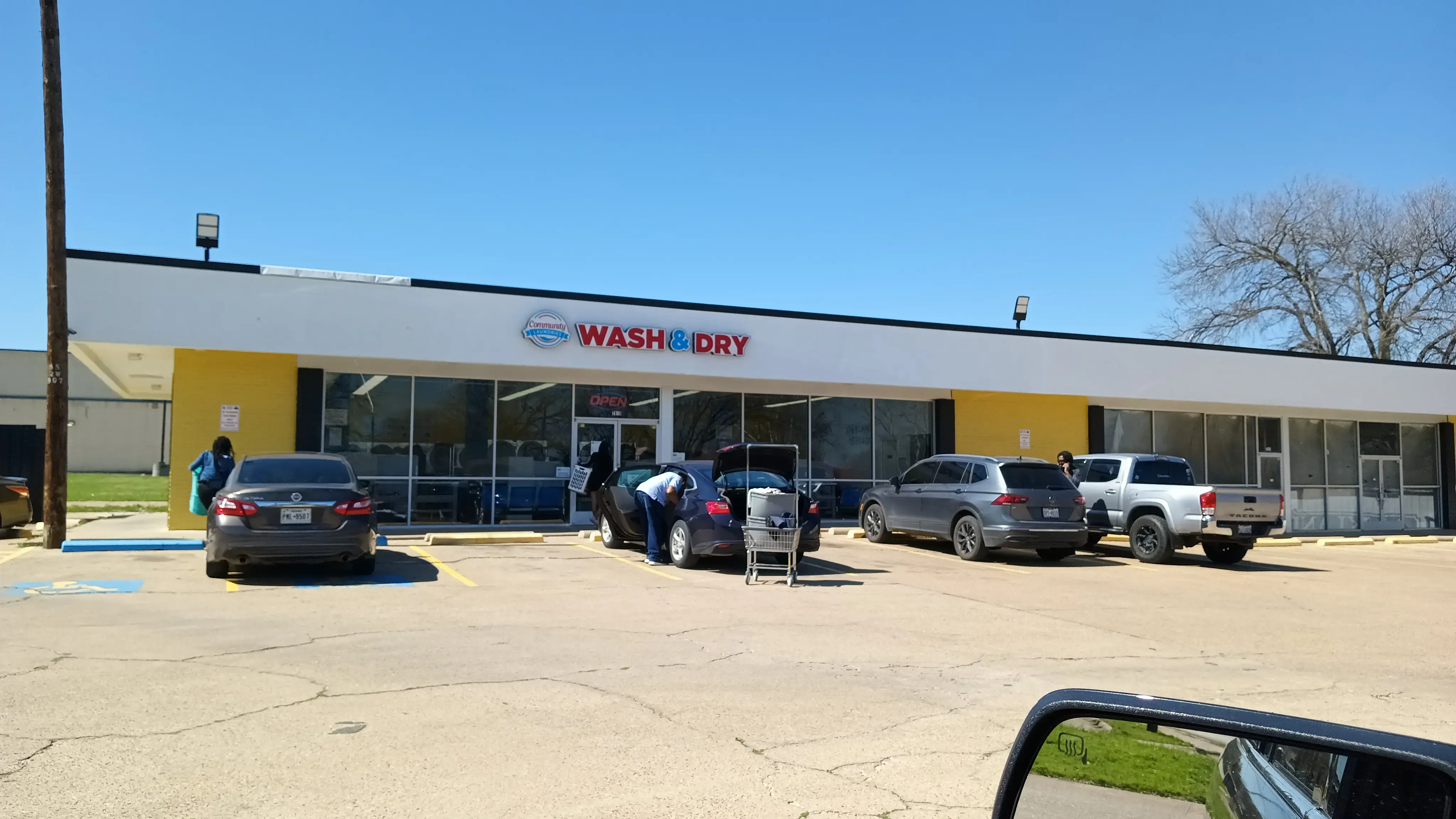 Community Laundries - Image 3