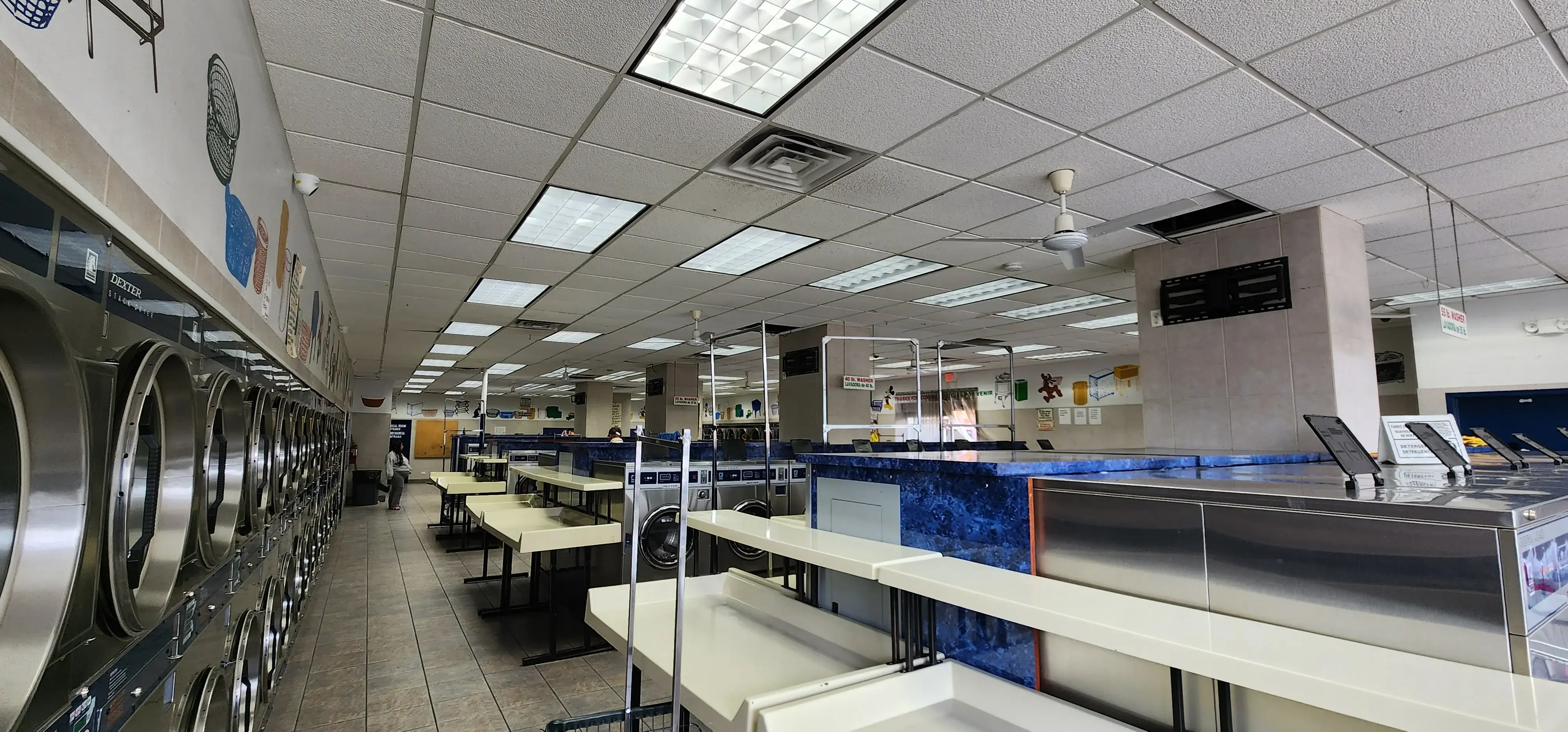 Community Laundromat thumbnail 3