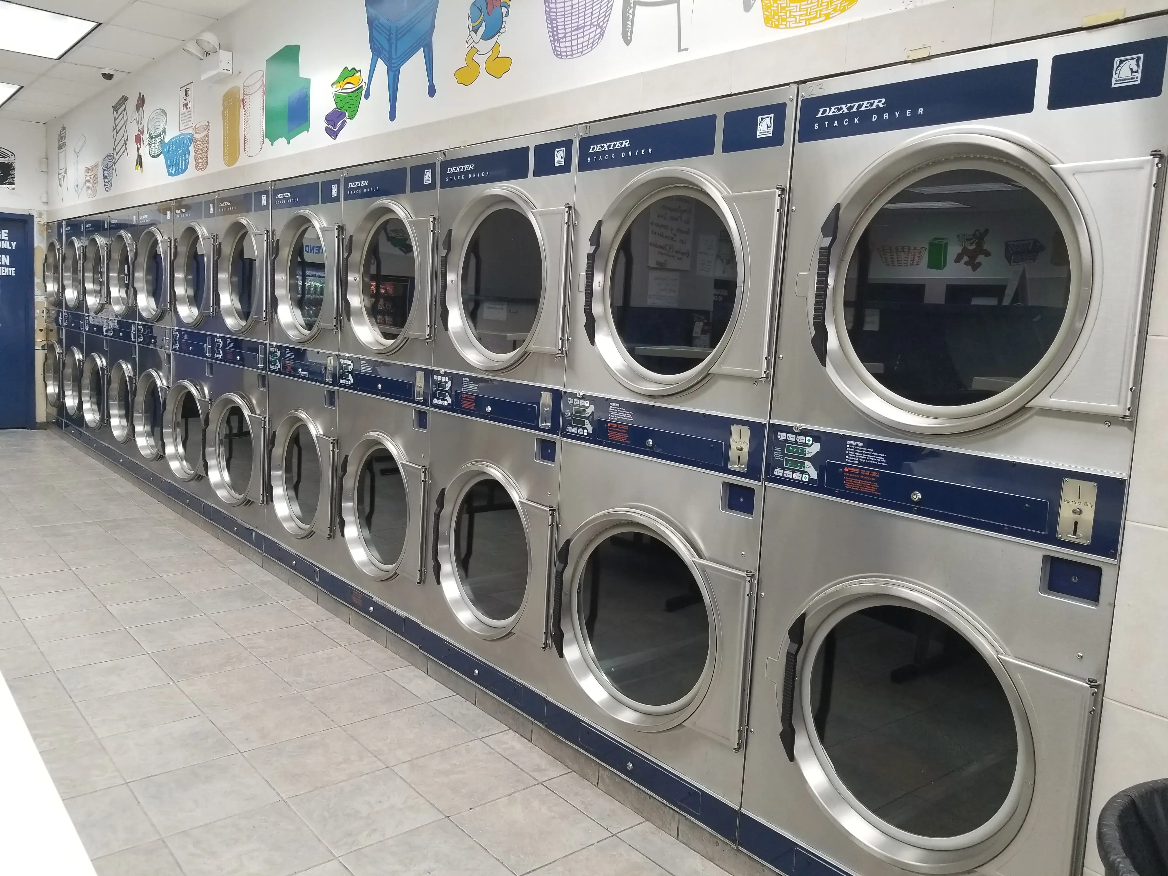 Community Laundromat thumbnail 20