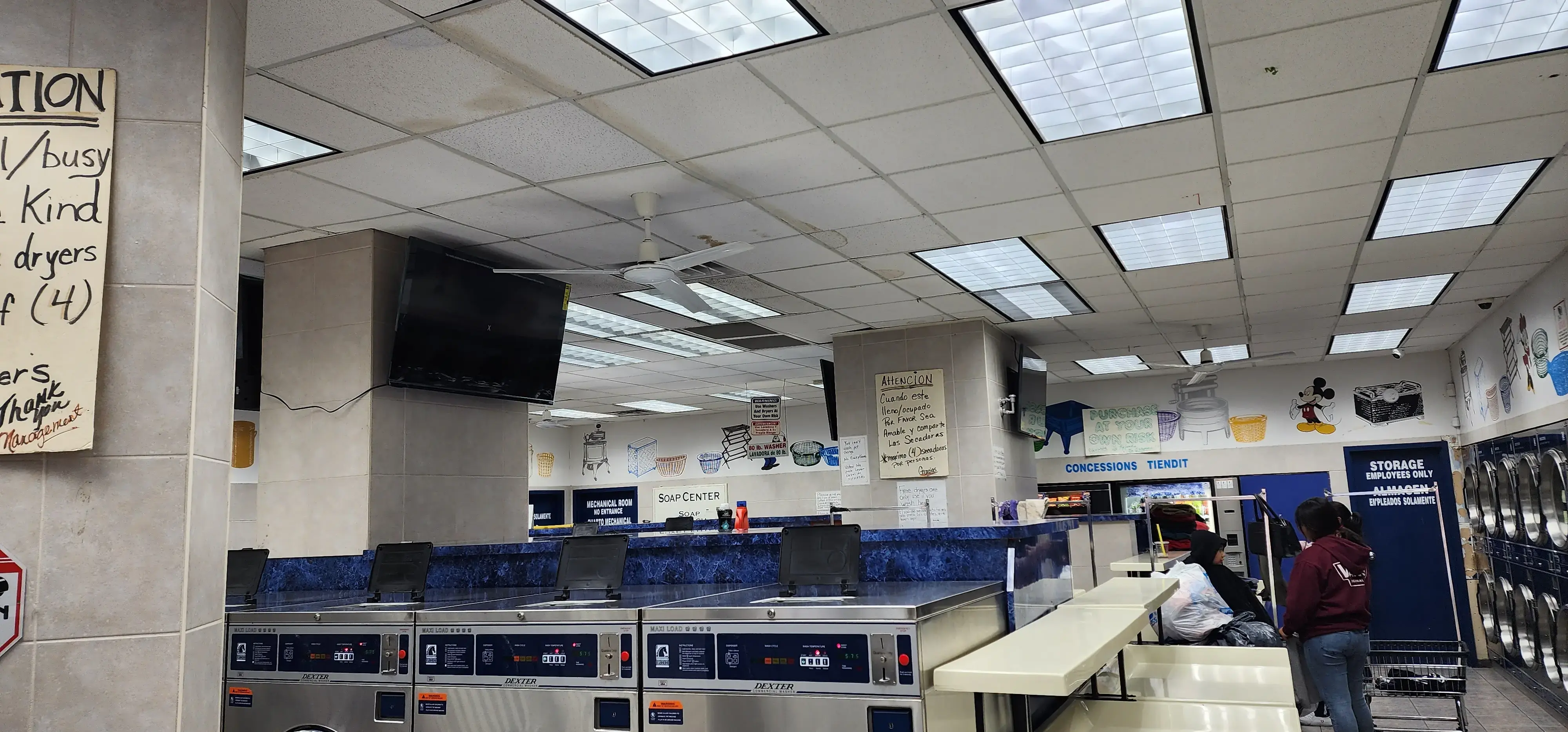 Community Laundromat - Image 7