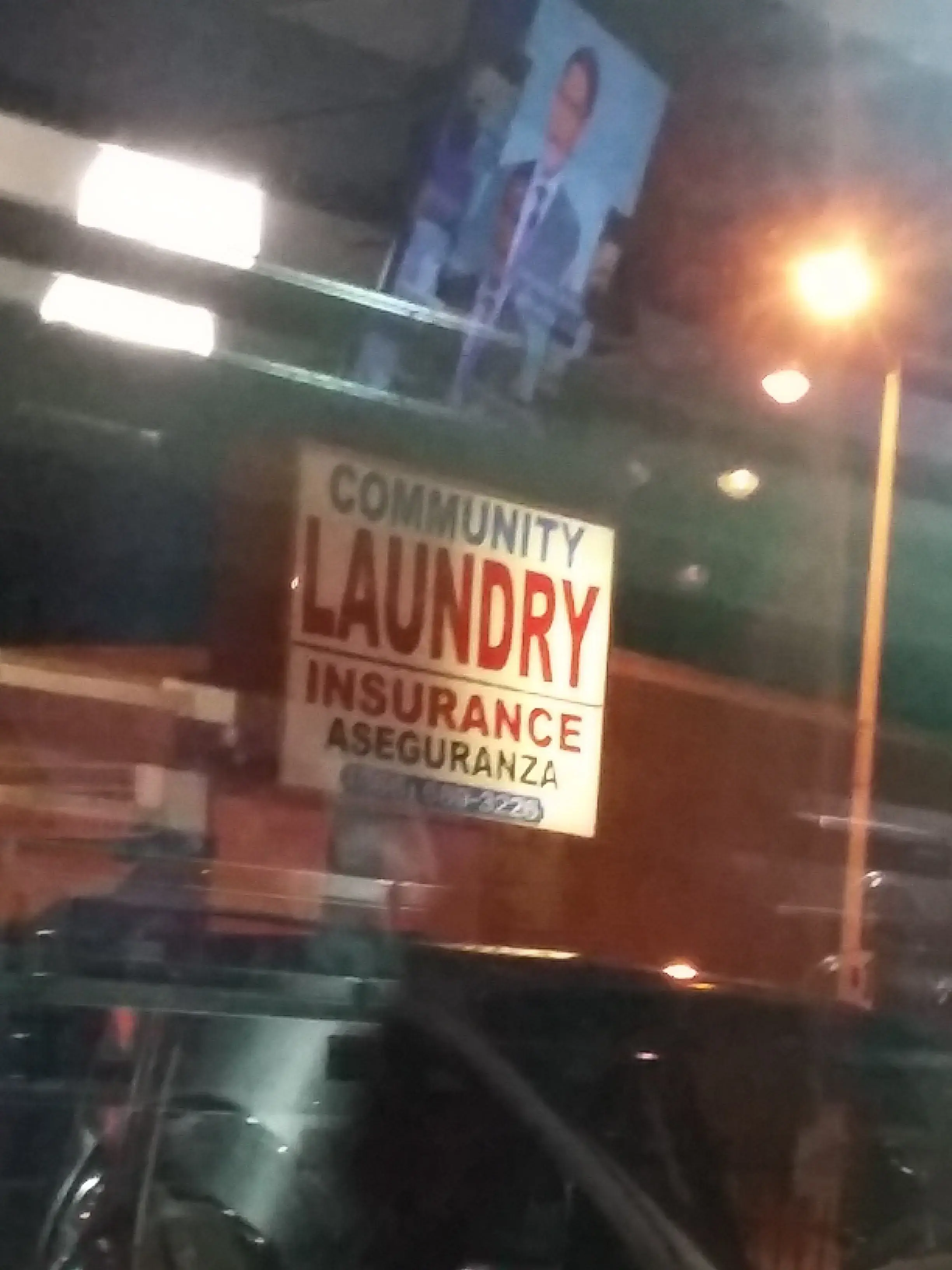 Community Laundromat thumbnail 18