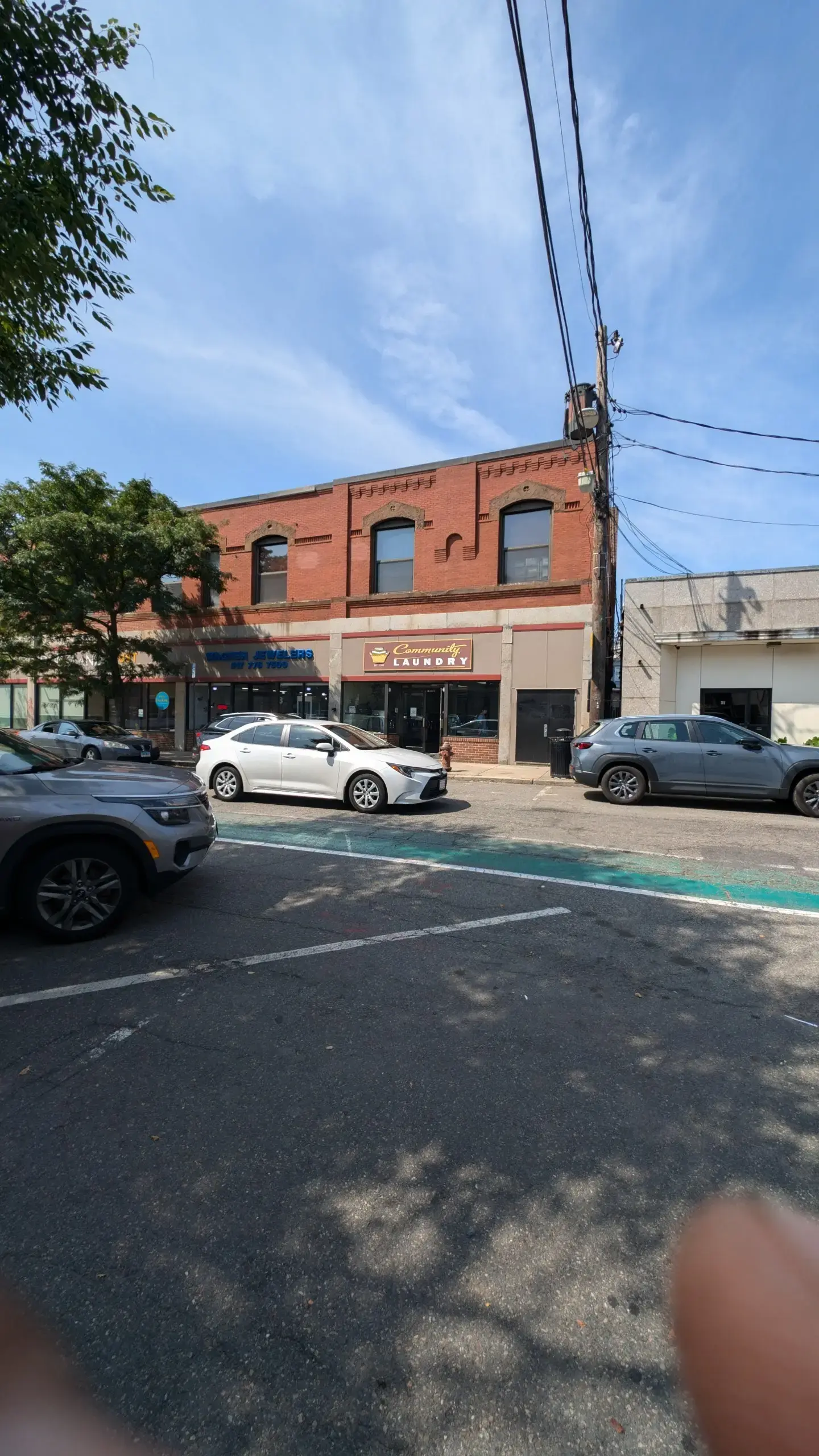 Community Laundry - Image 4