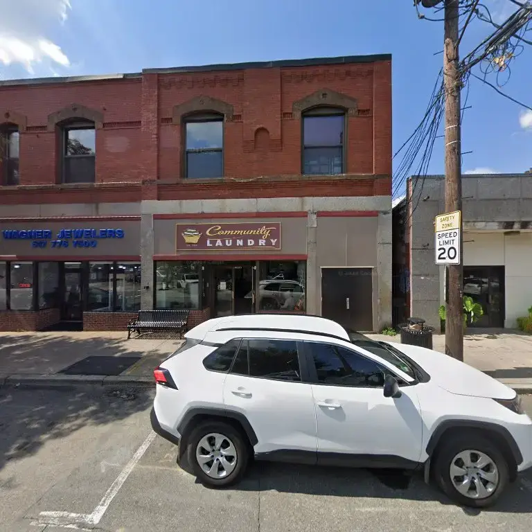 Community Laundry - Image 7