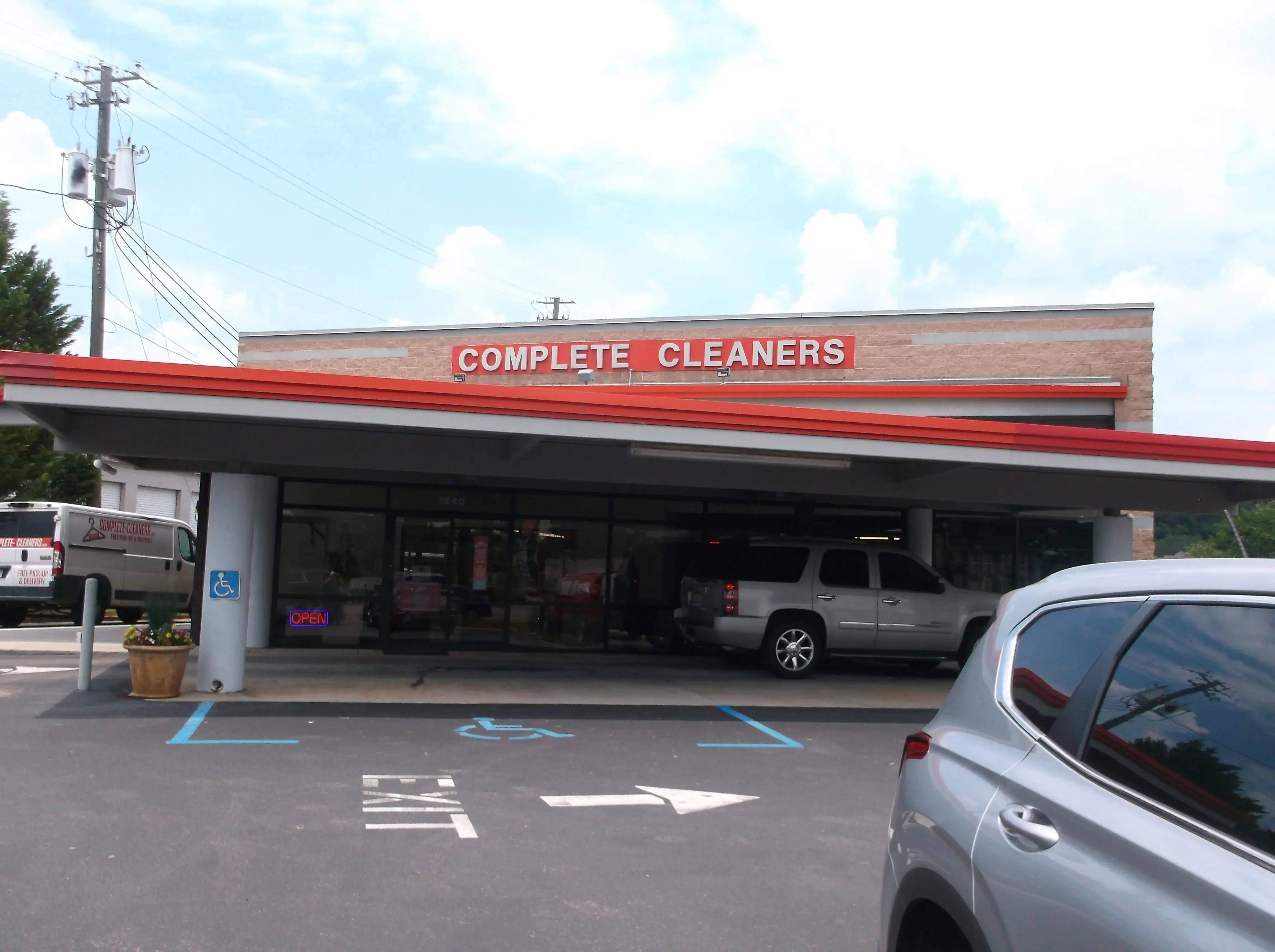 Complete Cleaners thumbnail 3