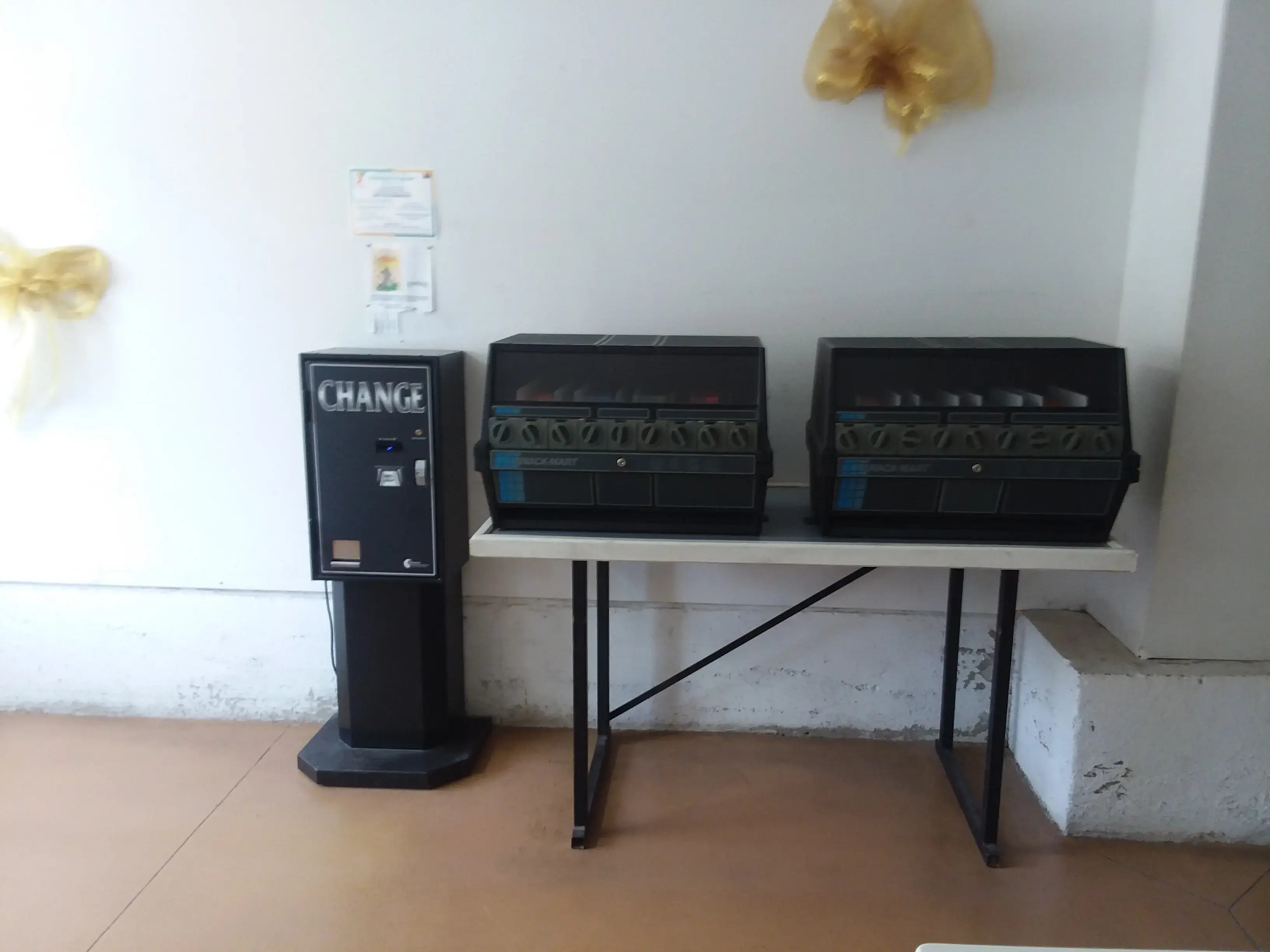 Concrete Laundromat - Image 14