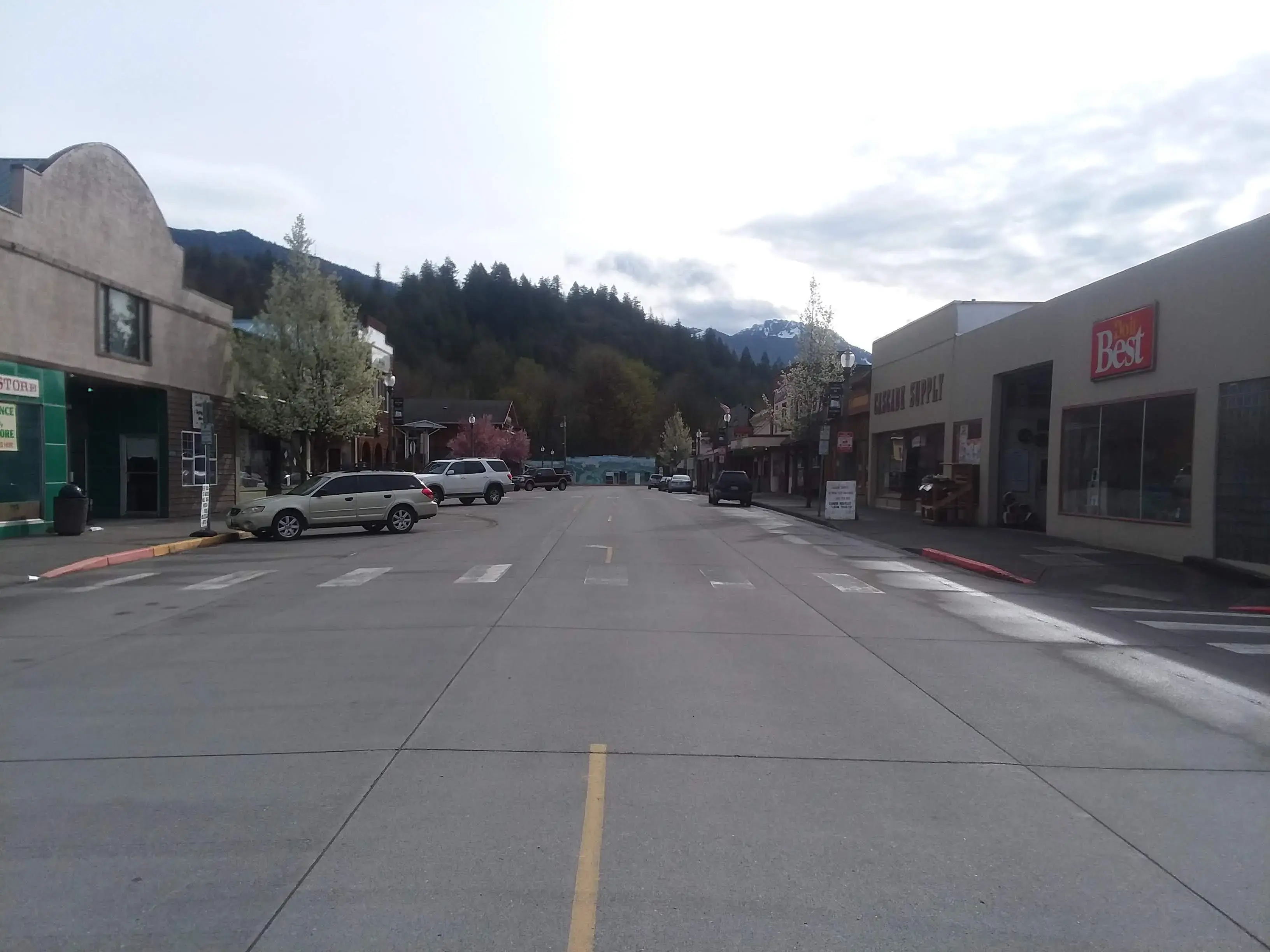 Concrete Laundromat thumbnail 13