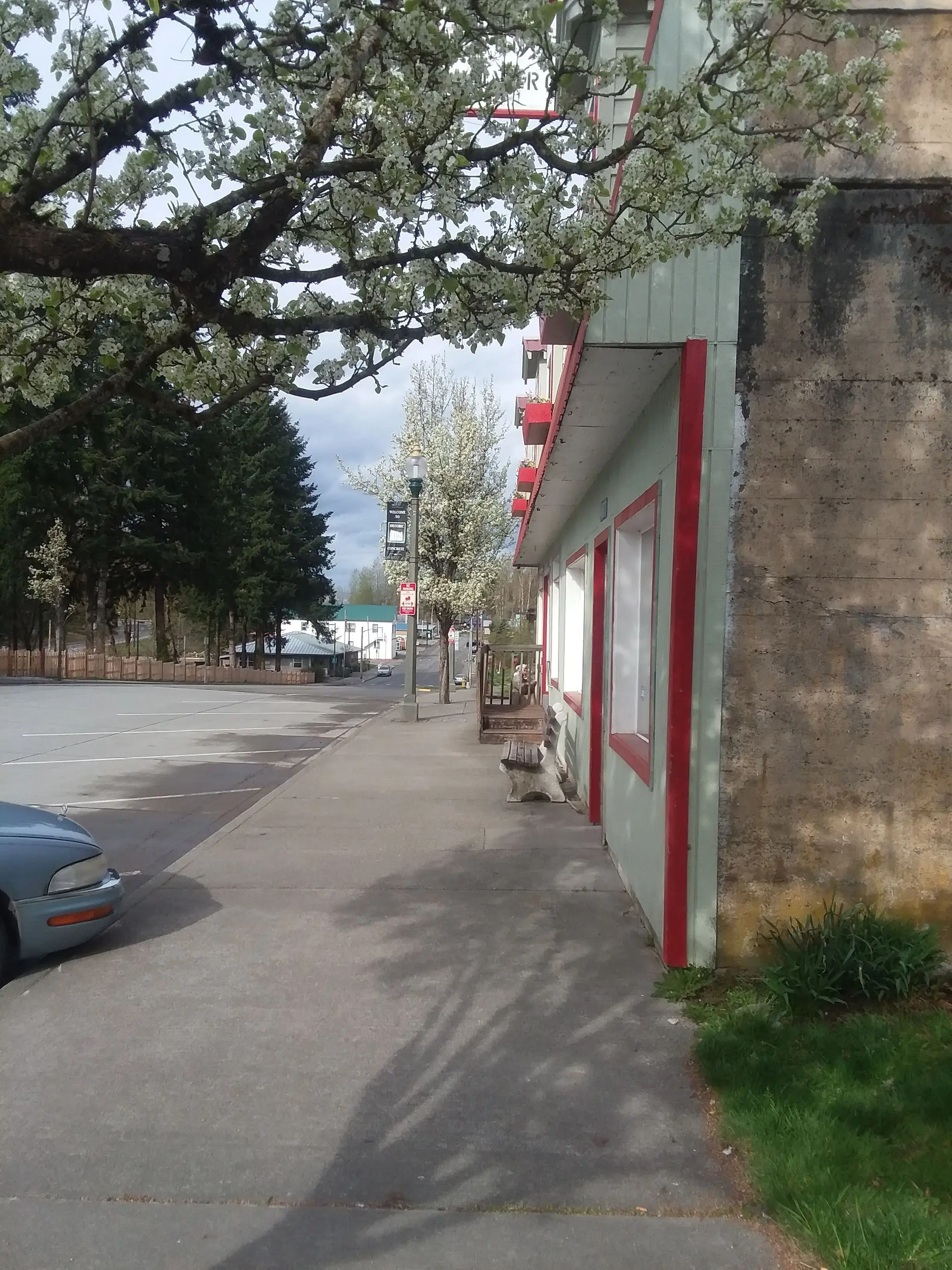 Concrete Laundromat - Image 17