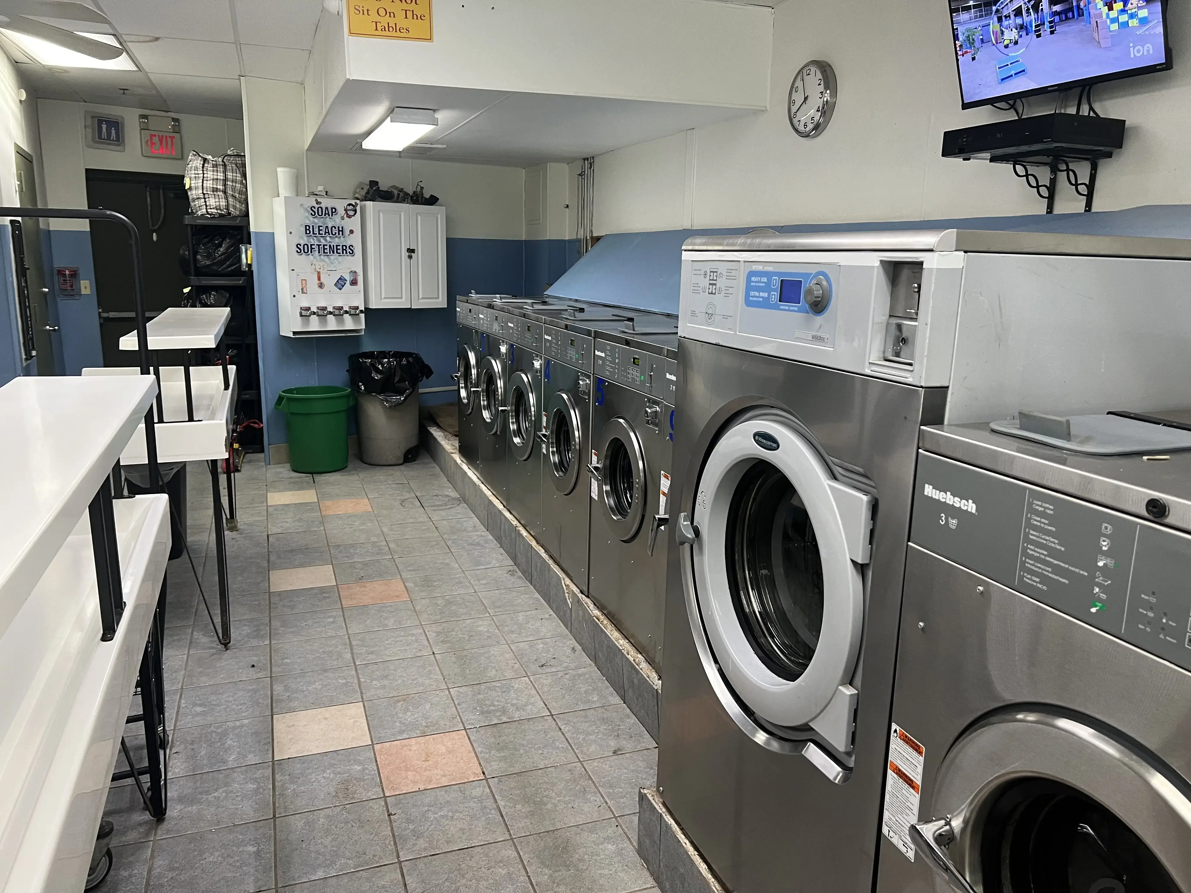 Congers Laundry Room - Image 16