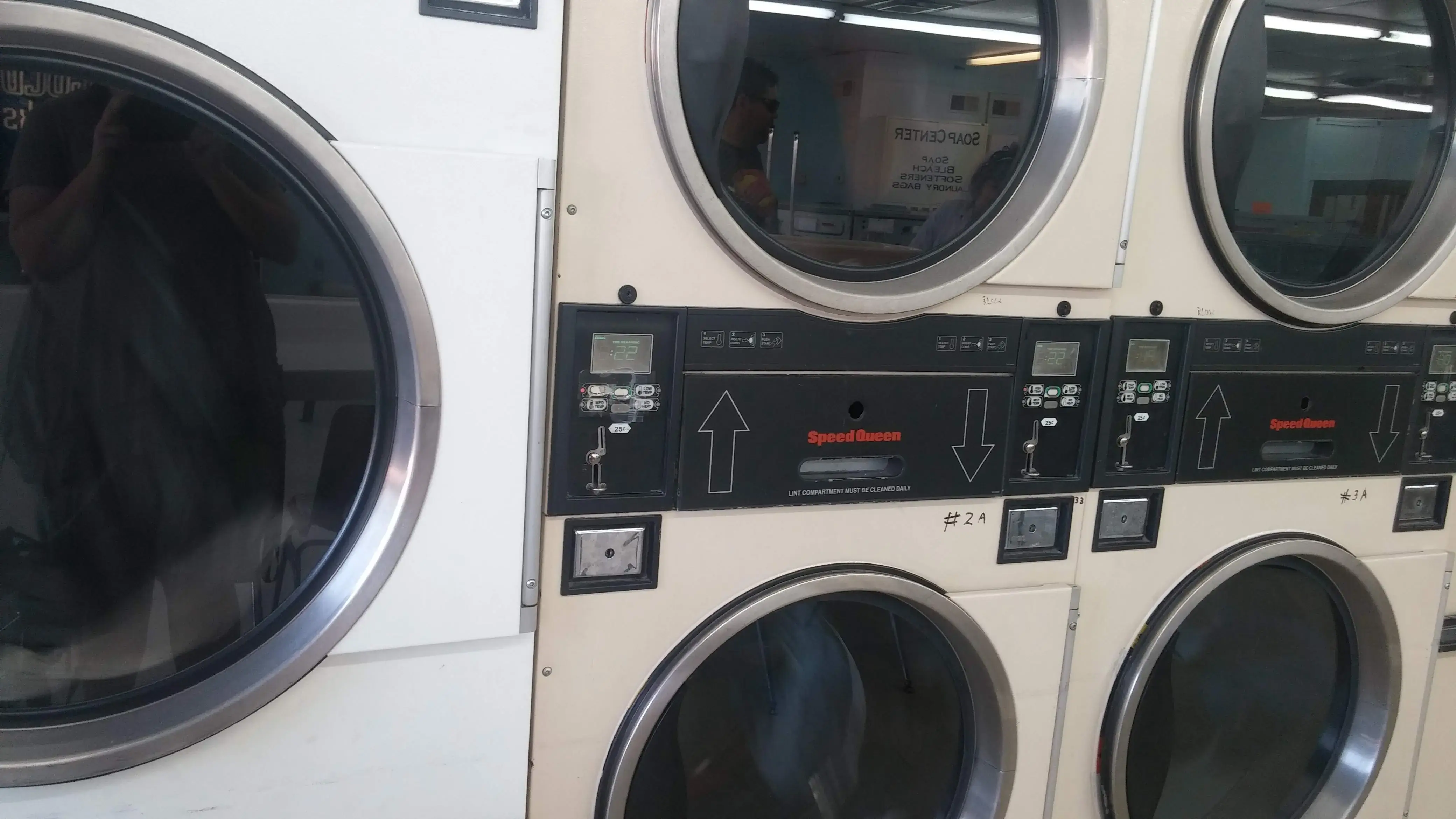 Conner Street Laundromat - Image 7