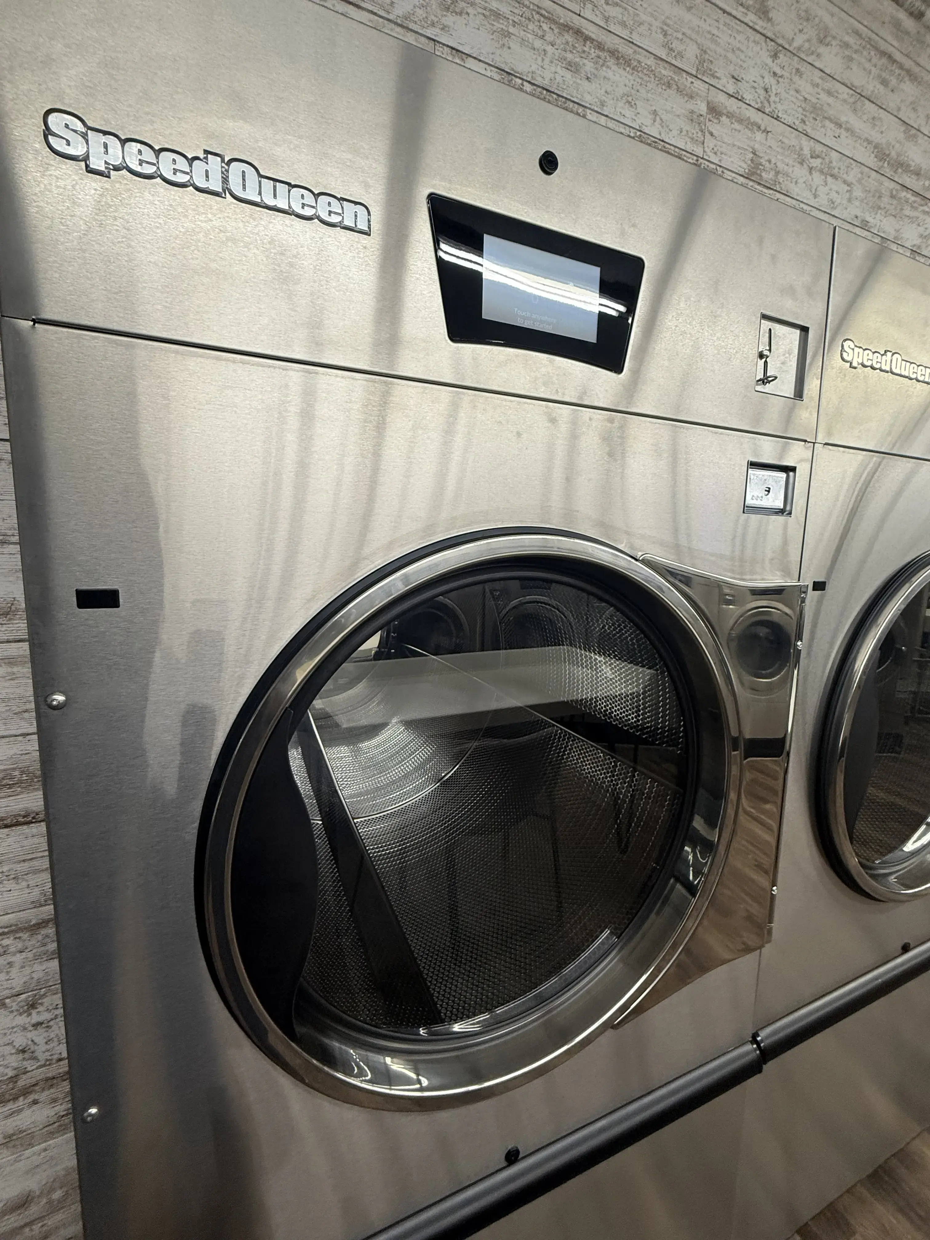 Conner Street Laundromat thumbnail 15