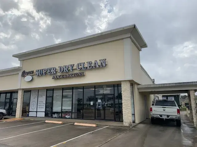 Conroe Super Dry Clean location