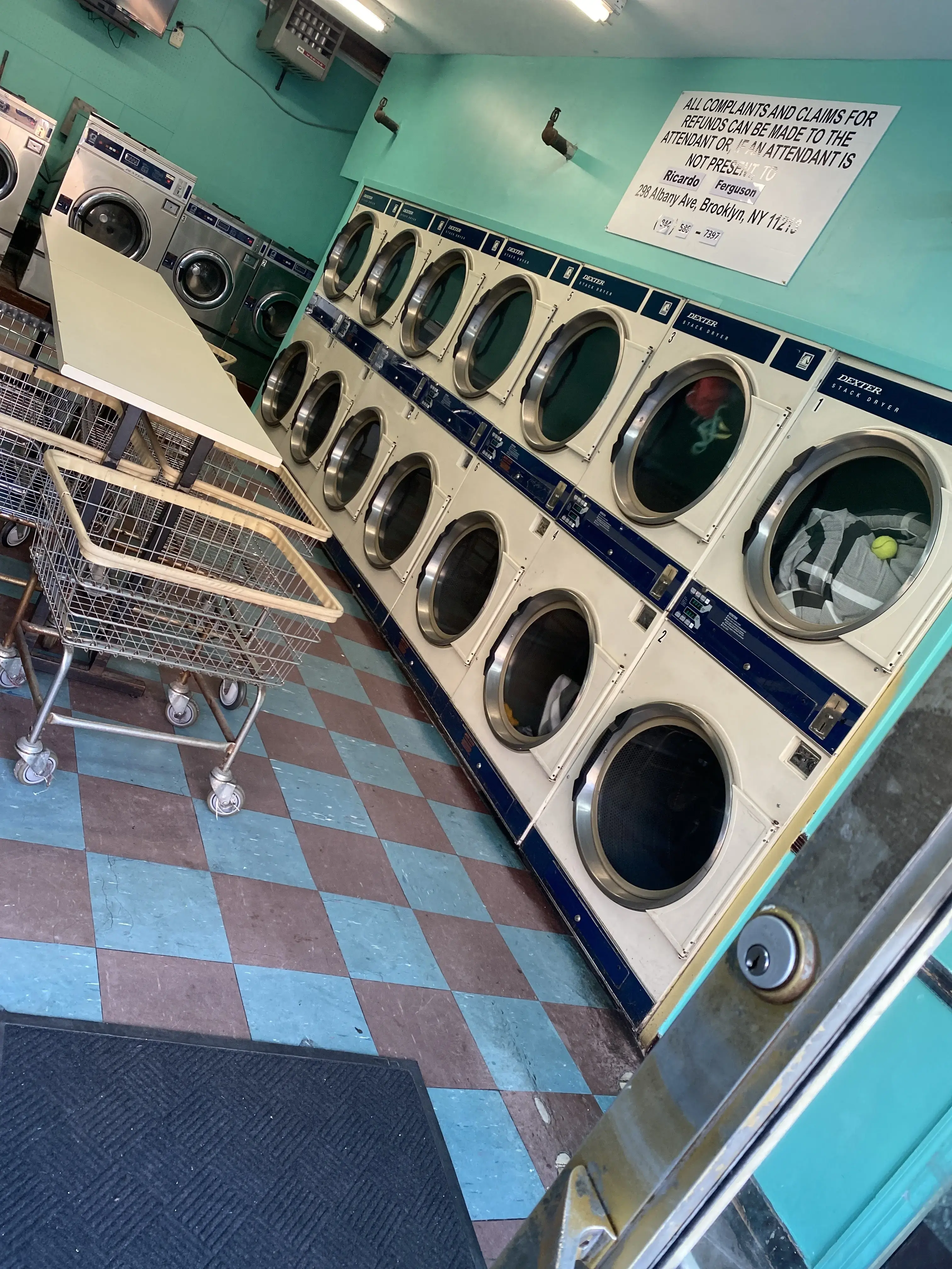 ConVay Laundry Crown Heights thumbnail 10