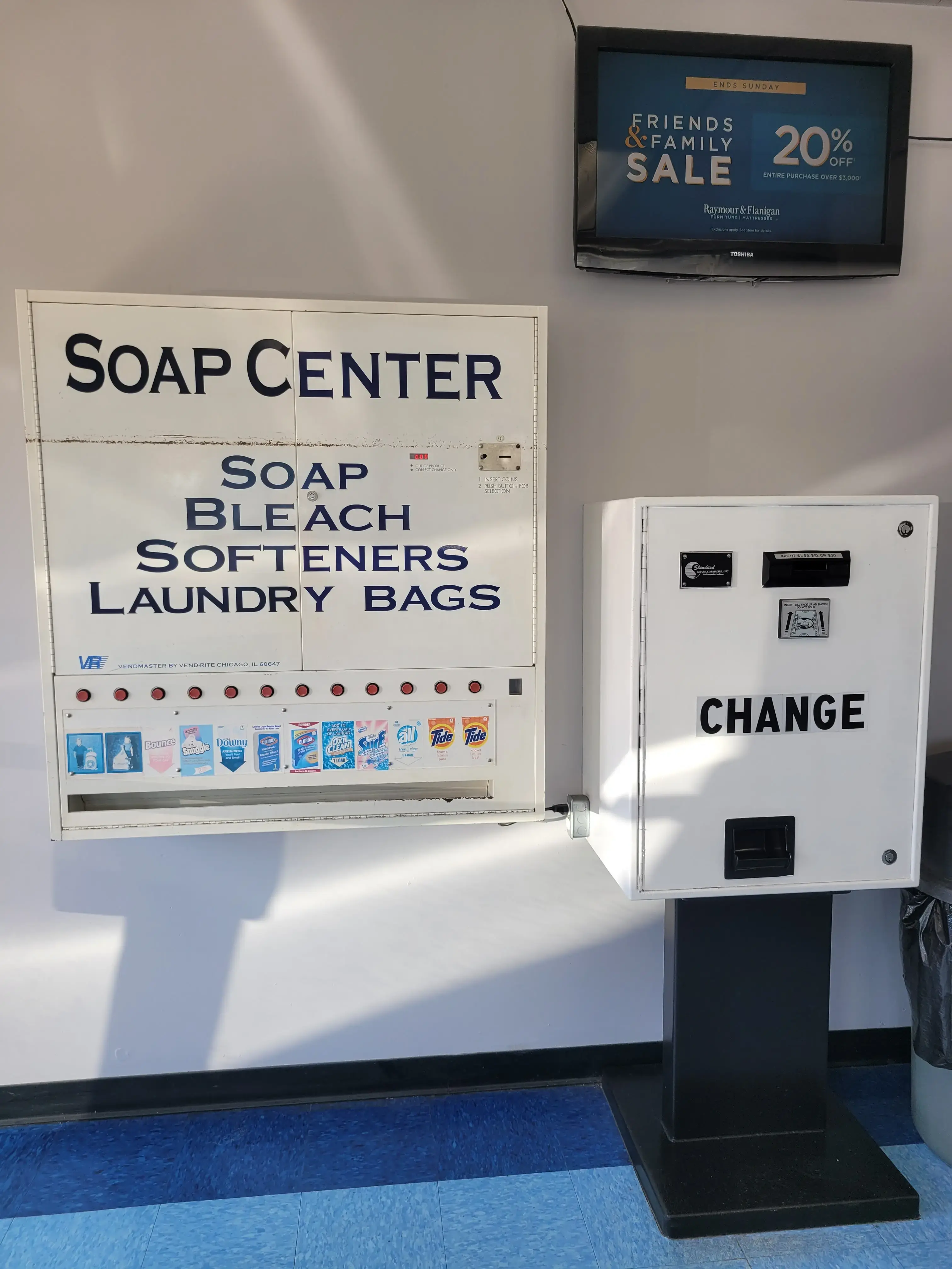 Convenient Laundromat thumbnail 12