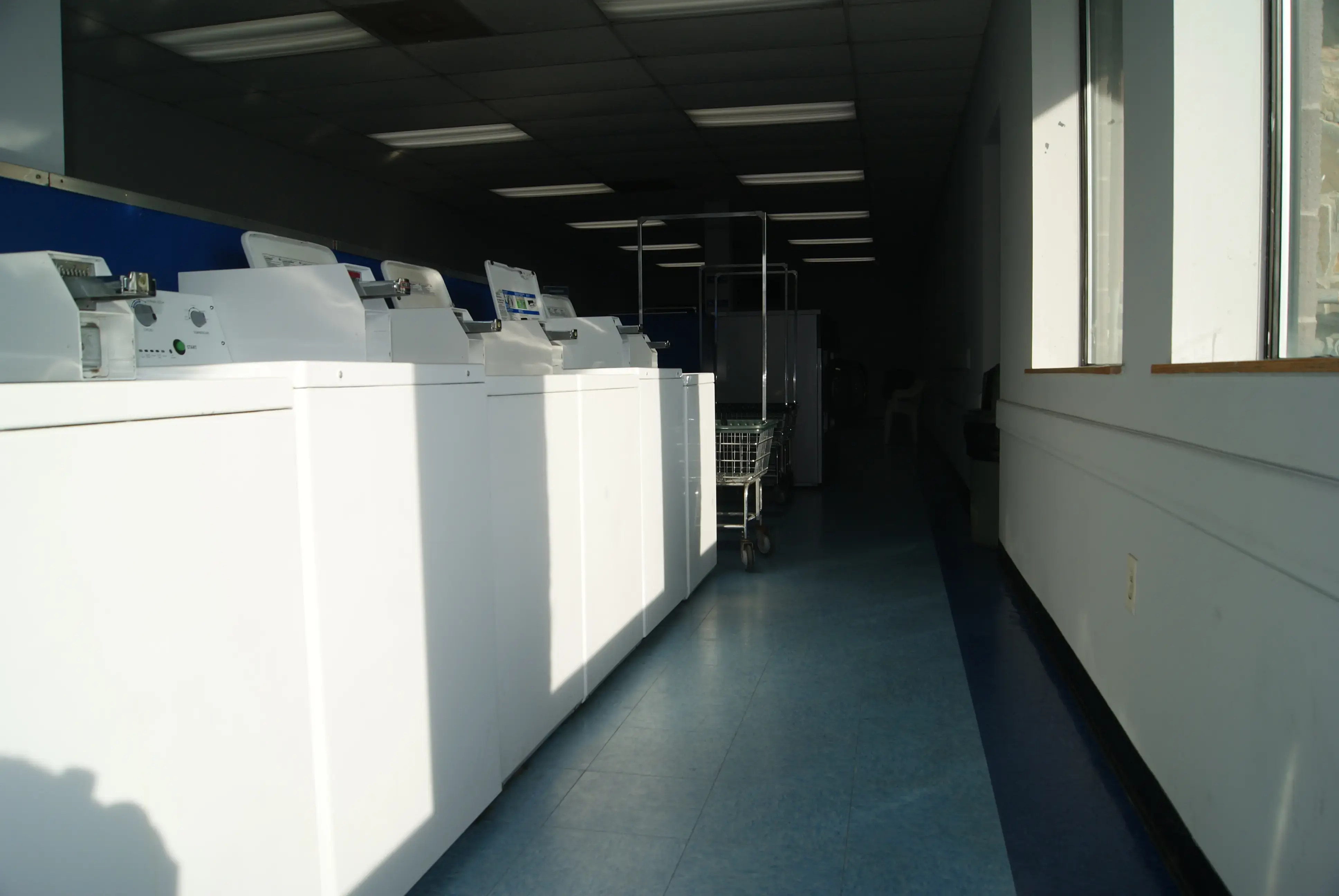 Convenient Laundromat - Image 20