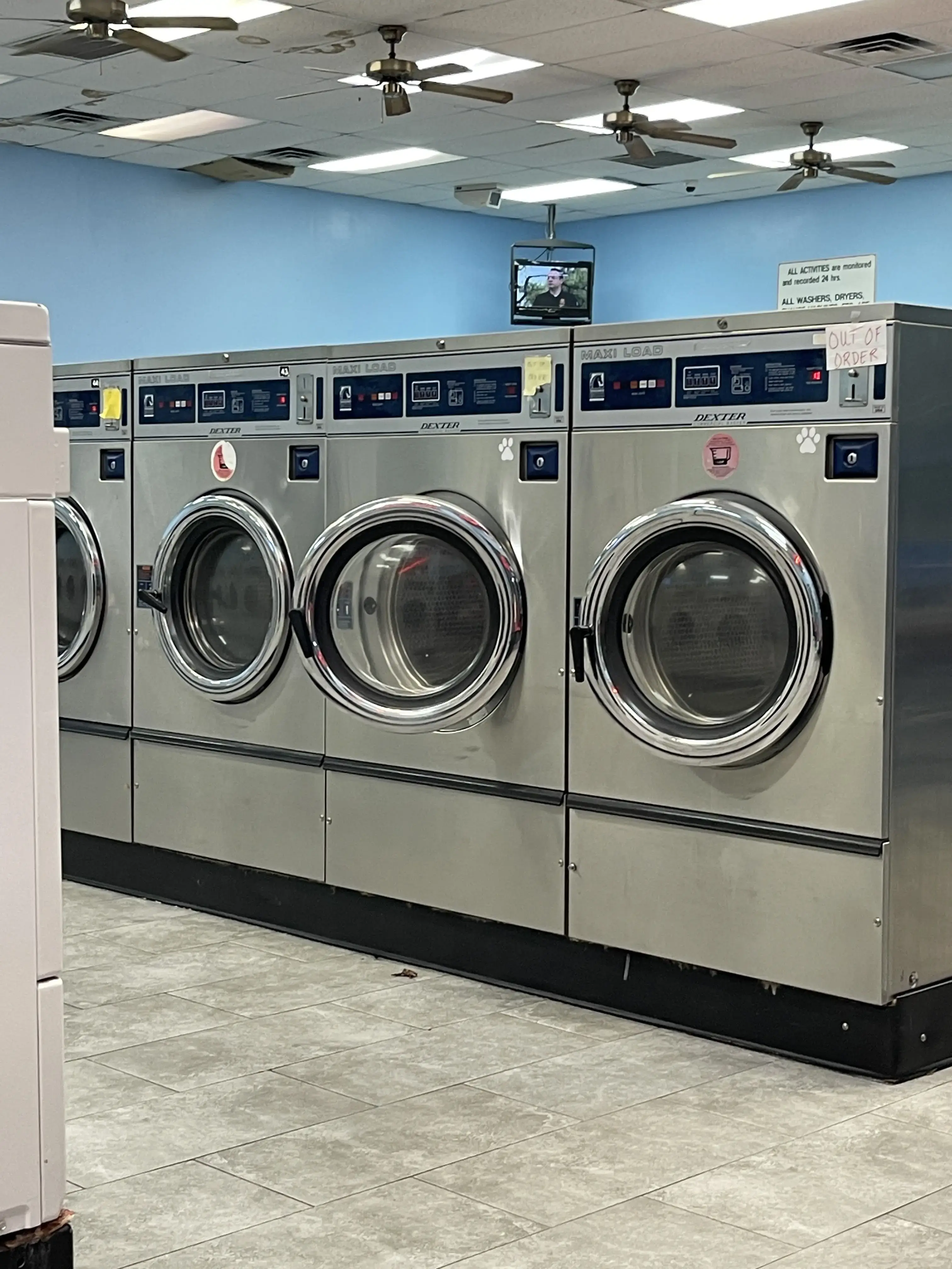Conway Coin Laundry - Image 19