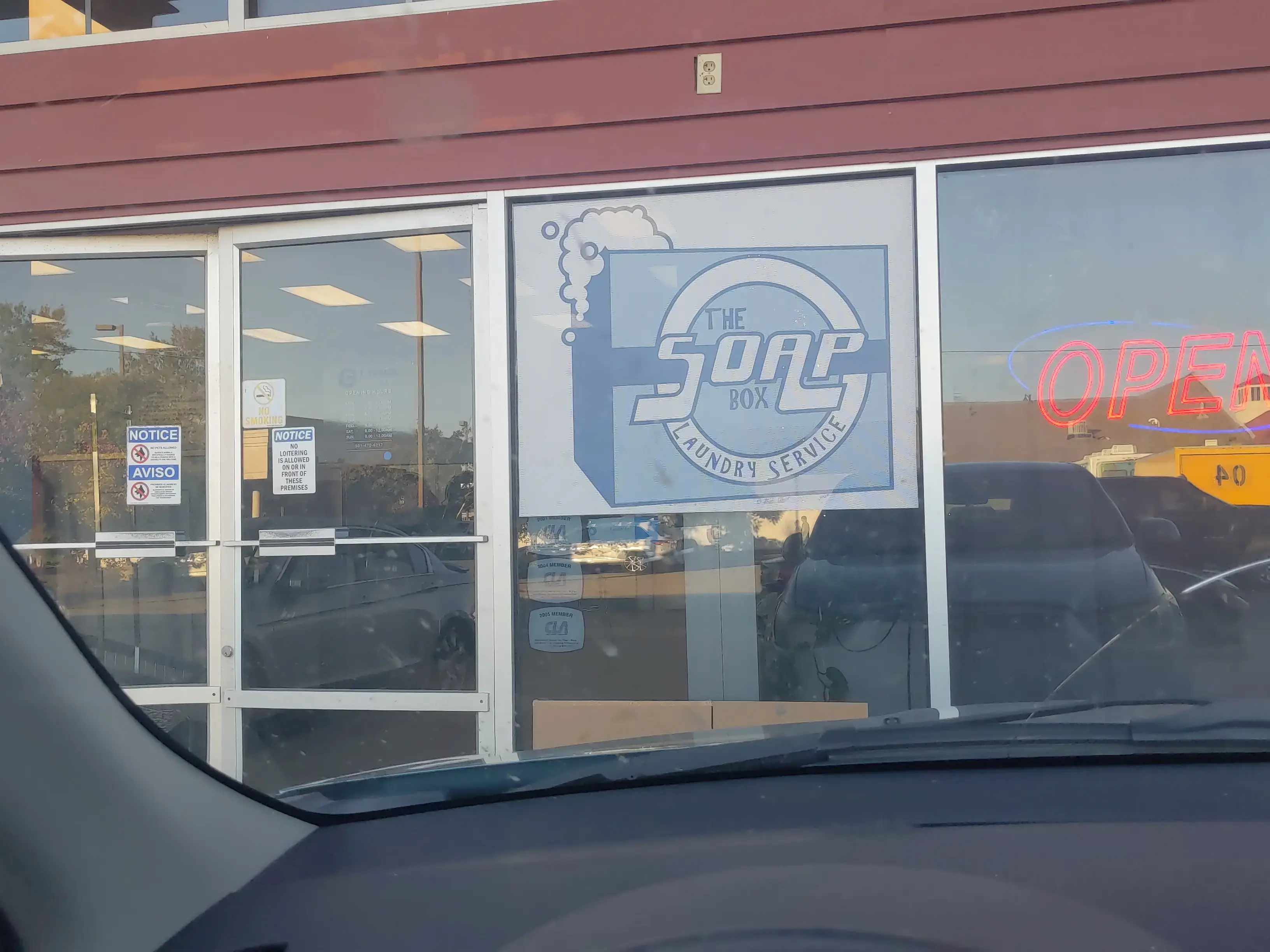 Conway Coin Laundry thumbnail 5