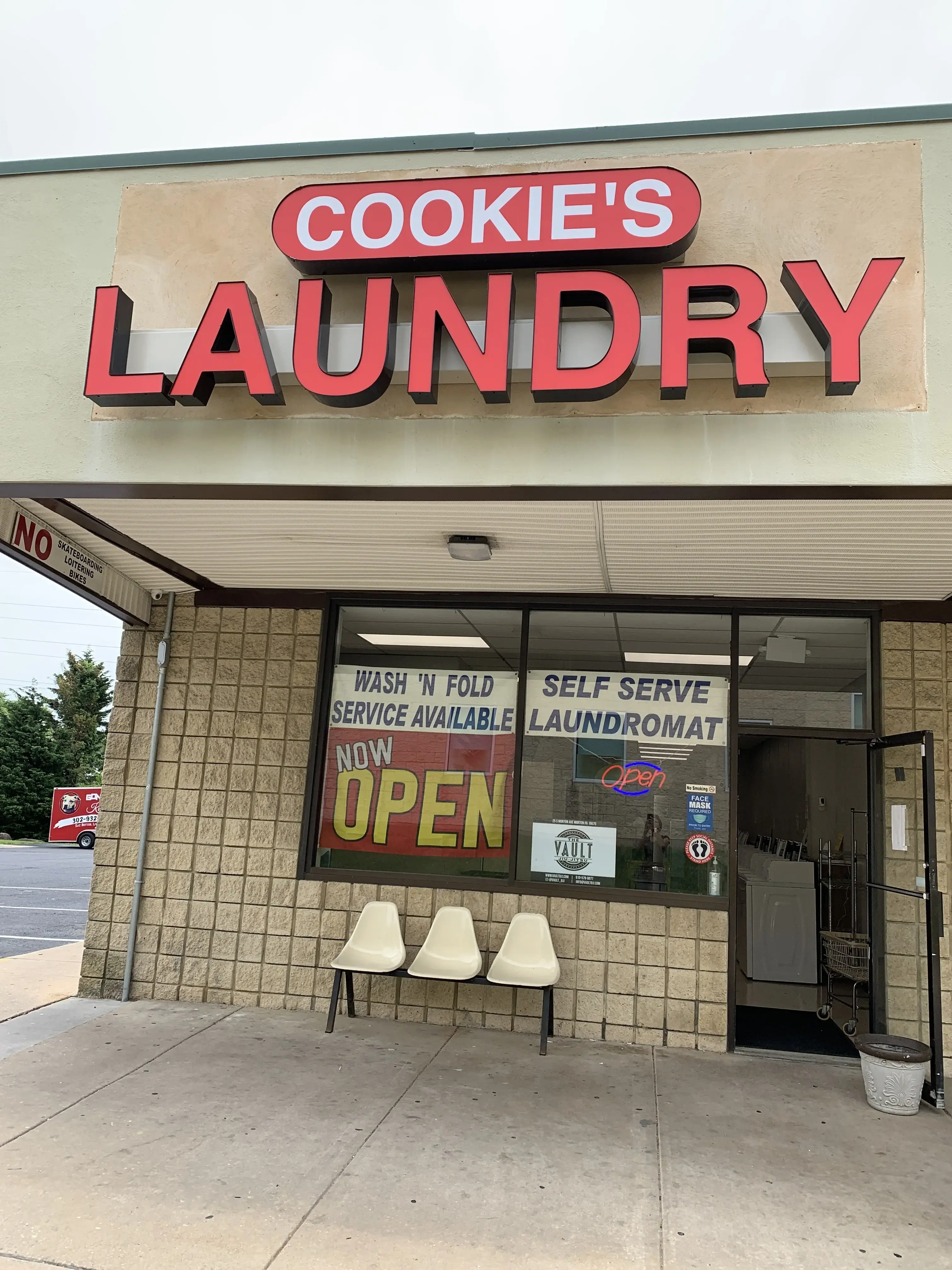 Cookie's Laundromat thumbnail 2